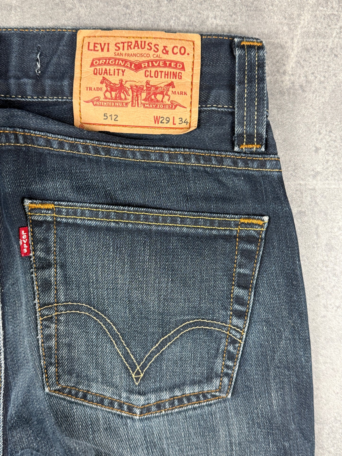 Levi’s bootcut Jeans (W29/L34)