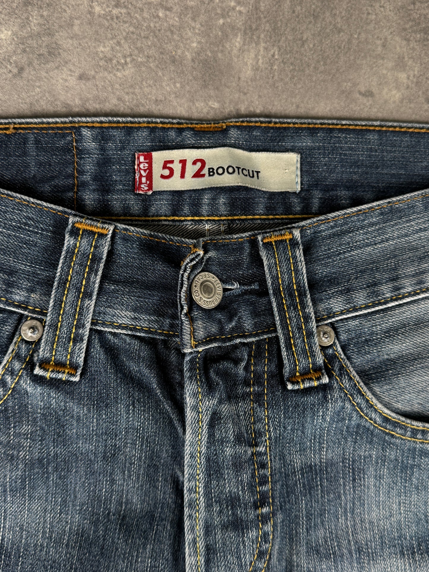 Levi’s bootcut Jeans (W29/L32)