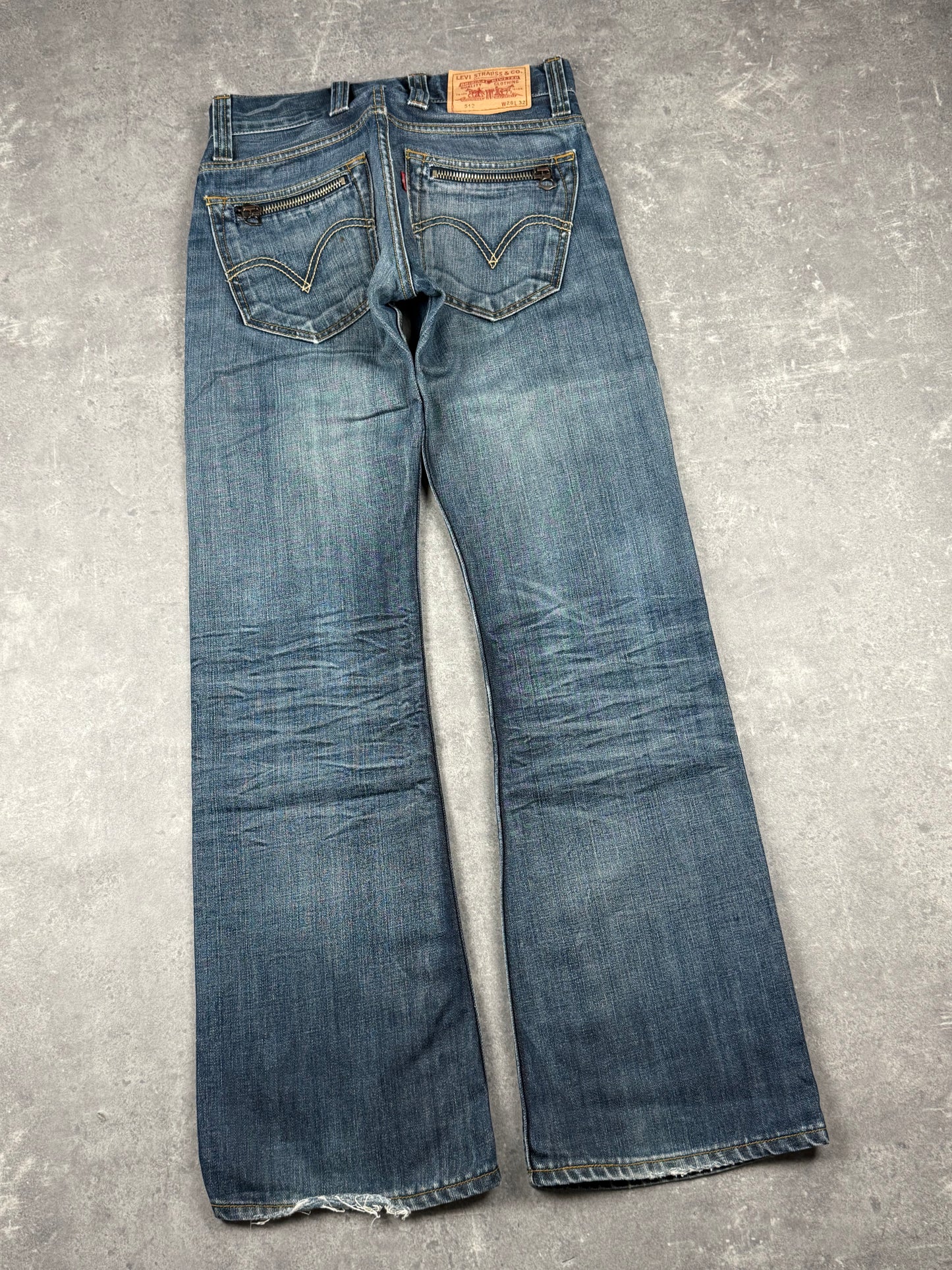 Levi’s bootcut Jeans (W28/L32)