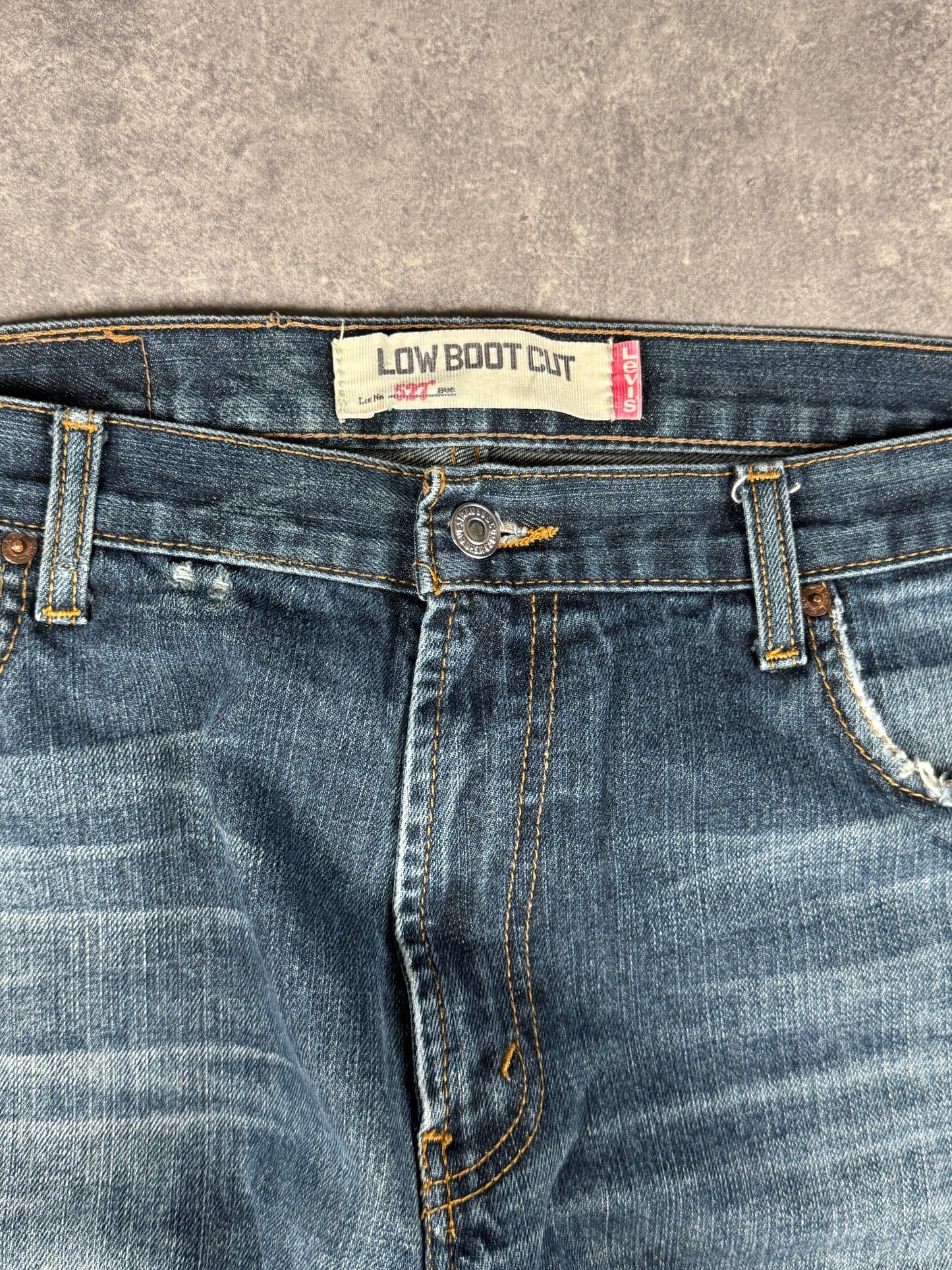 Levi’s bootcut jeans (W36/L32)