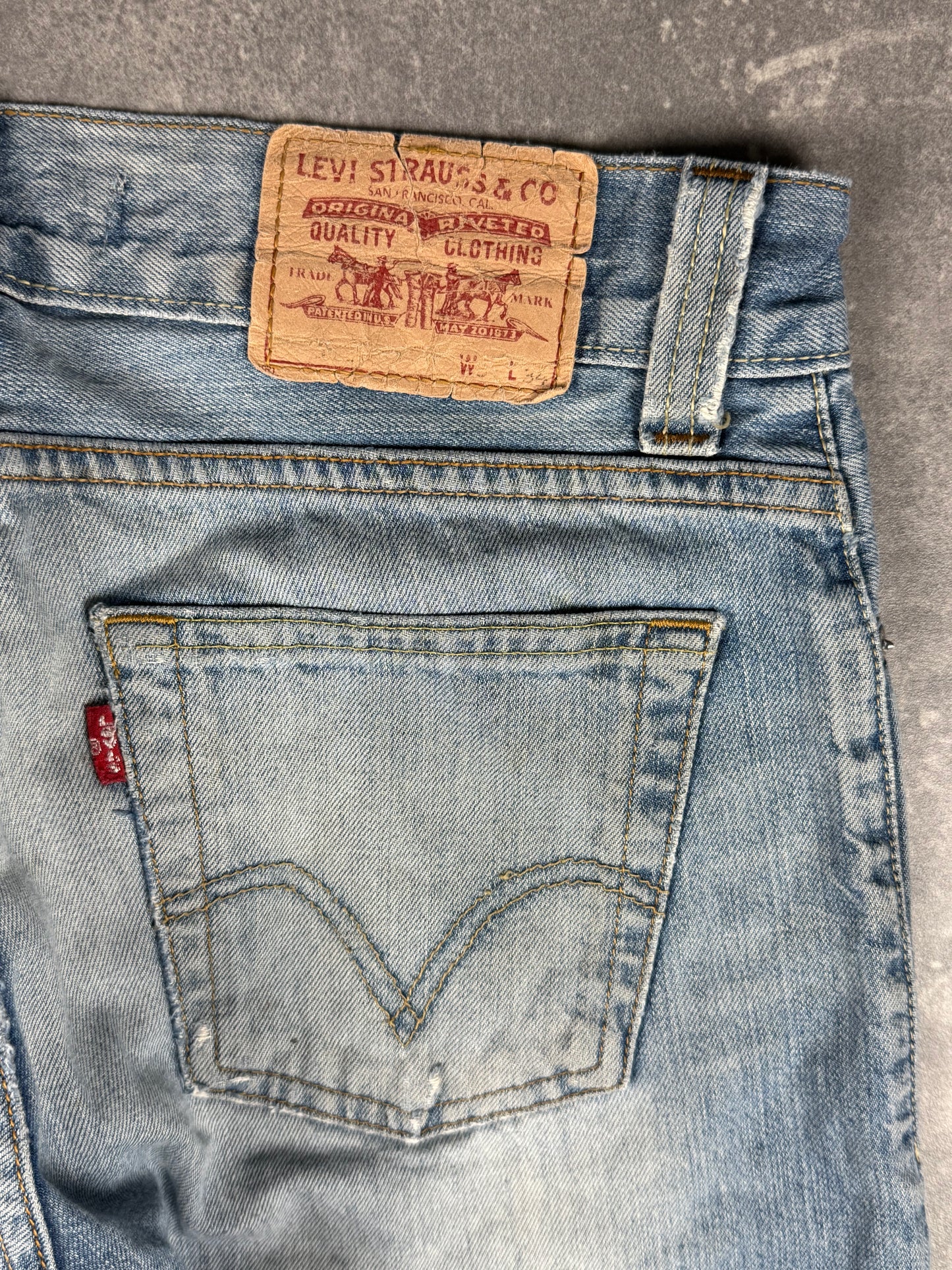 Levi’s bootcut Jeans (W31/L32)