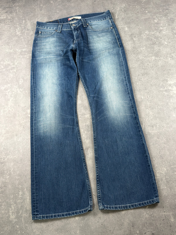 Levi’s bootcut Jeans (W33/L32)