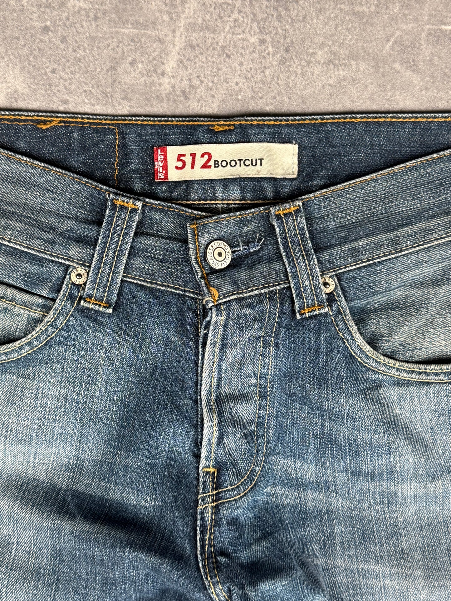 Levi’s bootcut Jeans (W29/L32)