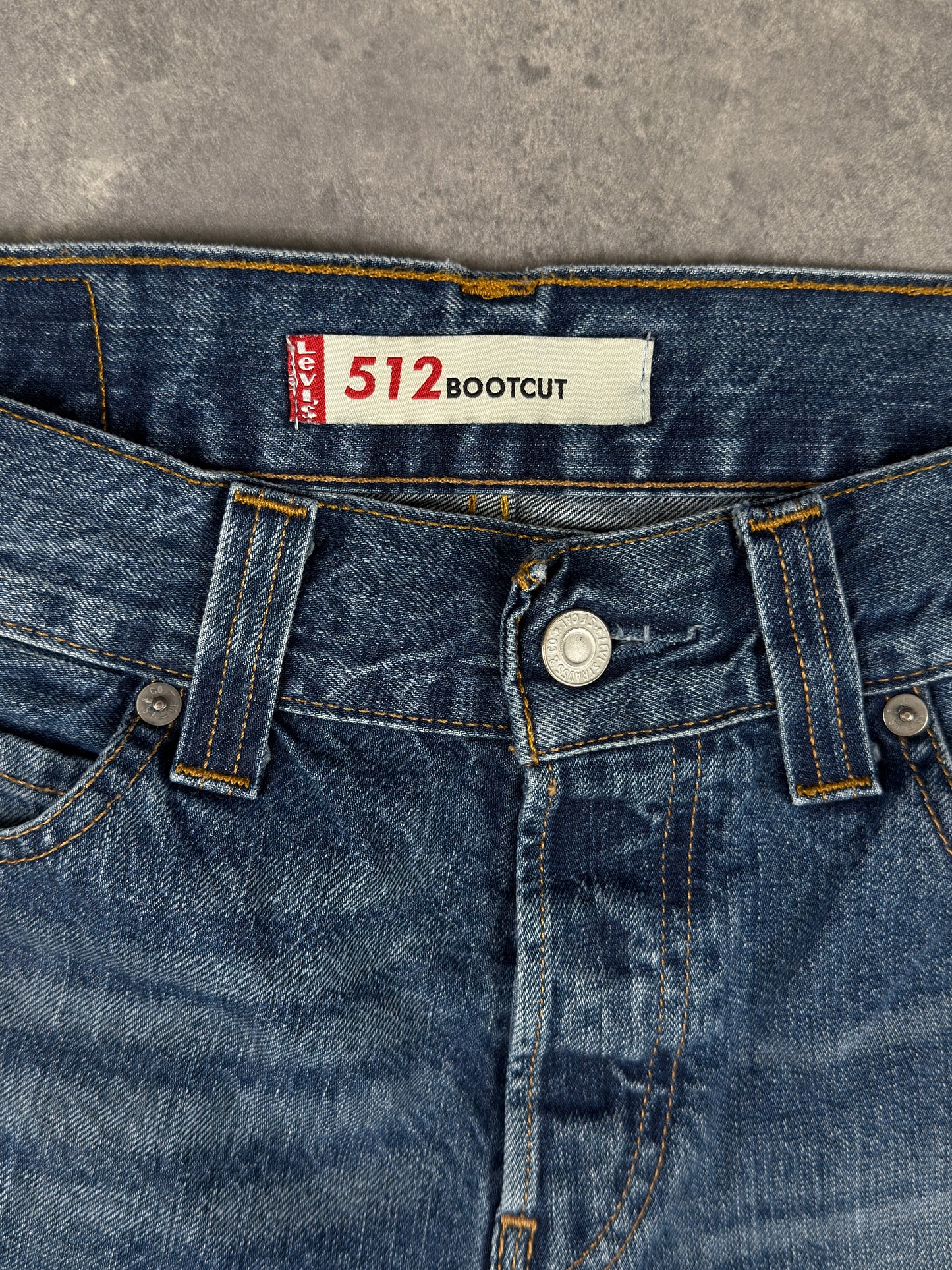 Levi’s bootcut Jeans (W31/L32)