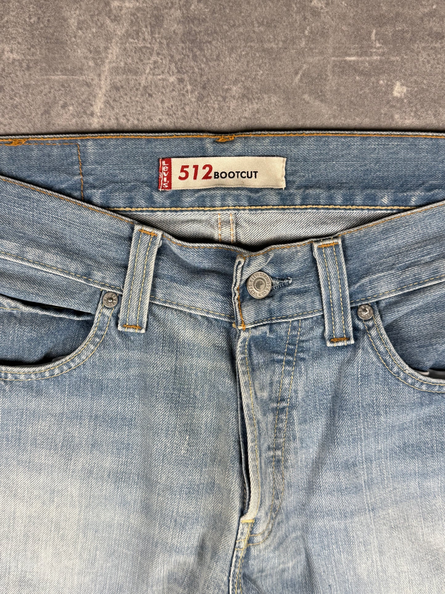Levi’s bootcut Jeans (W31/L34)