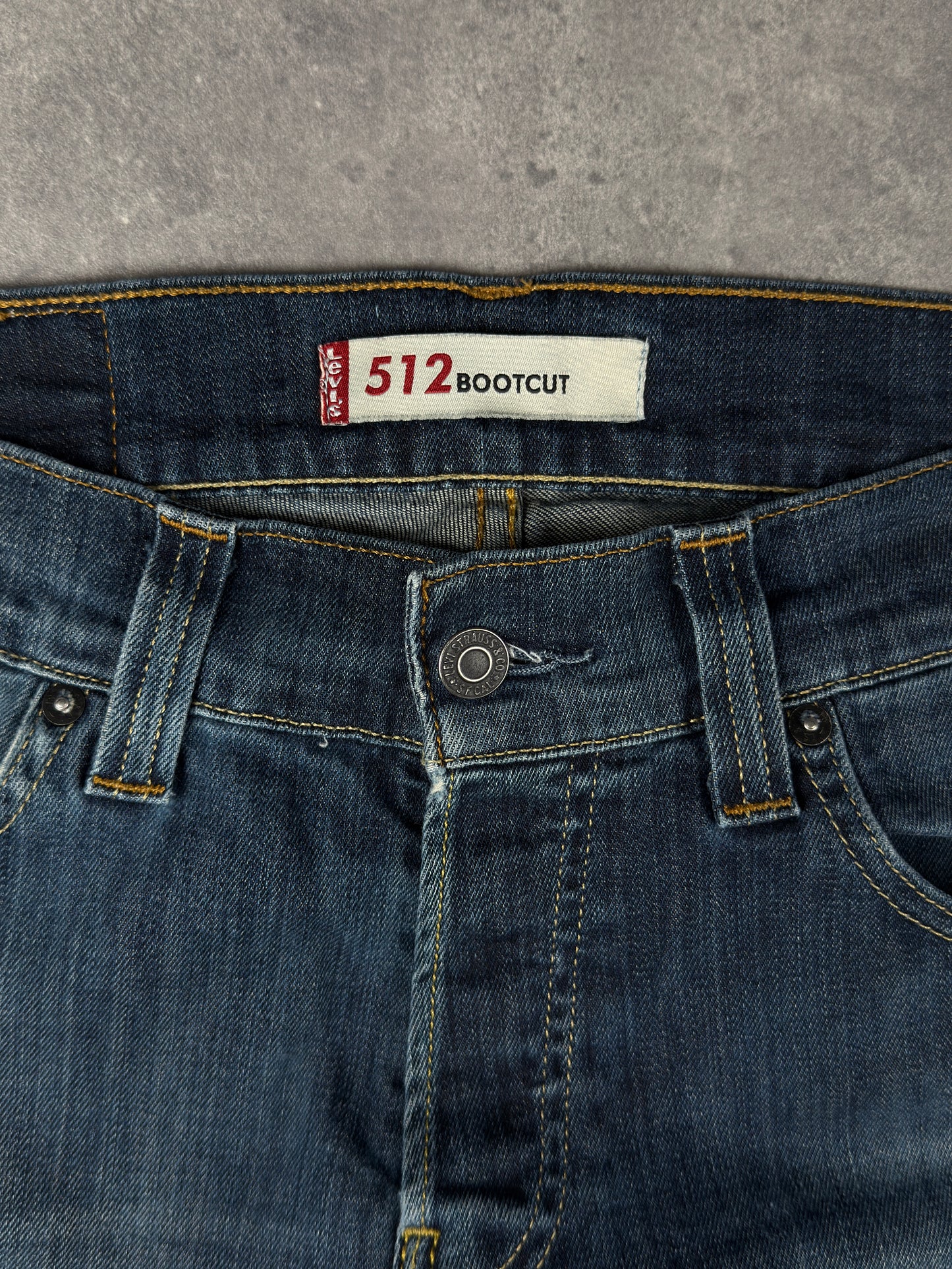 Levi’s bootcut Jeans (W30/L32)