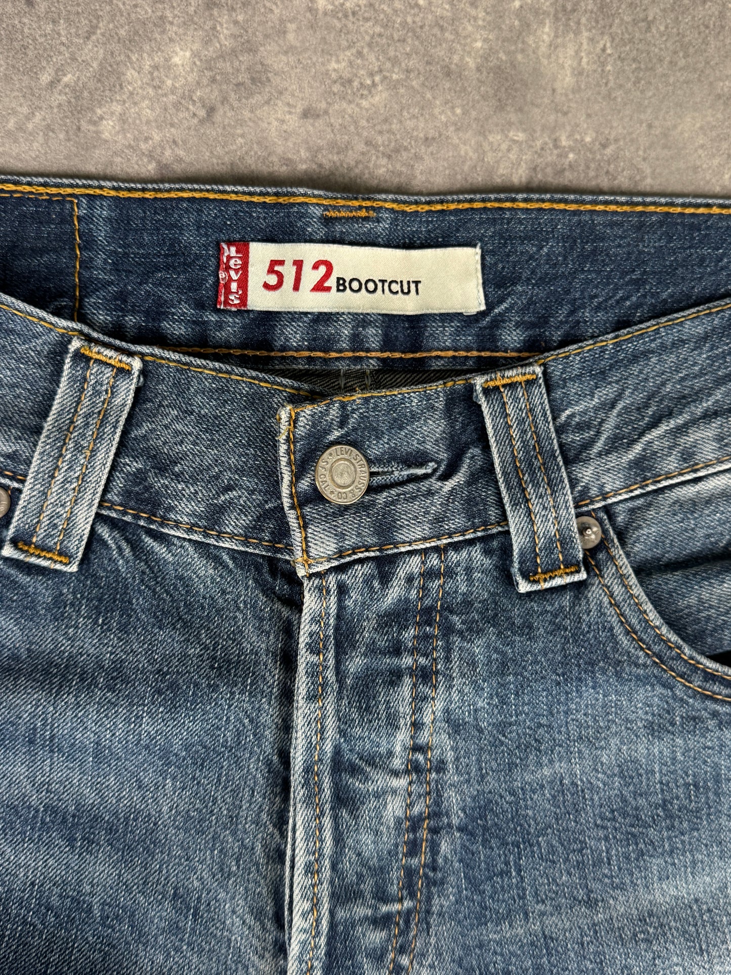 Levi’s bootcut Jeans (W32/L34)