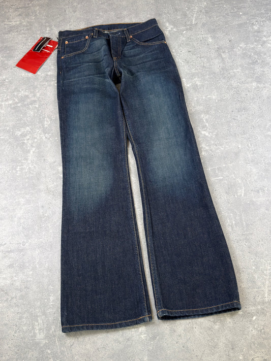 Levi’s bootcut jeans (W28/L32)