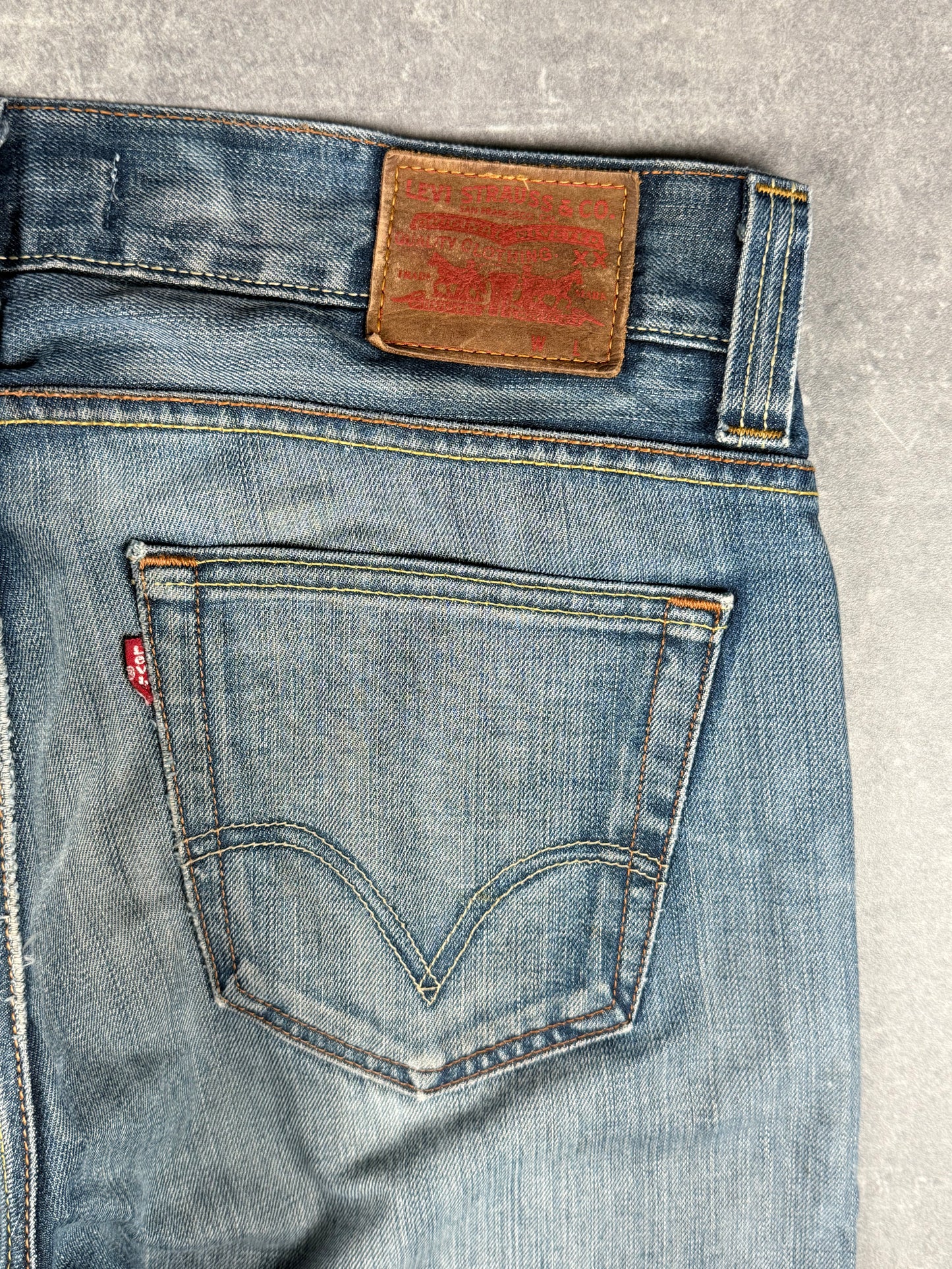 Levi bootcut Jeans (W36/L34)