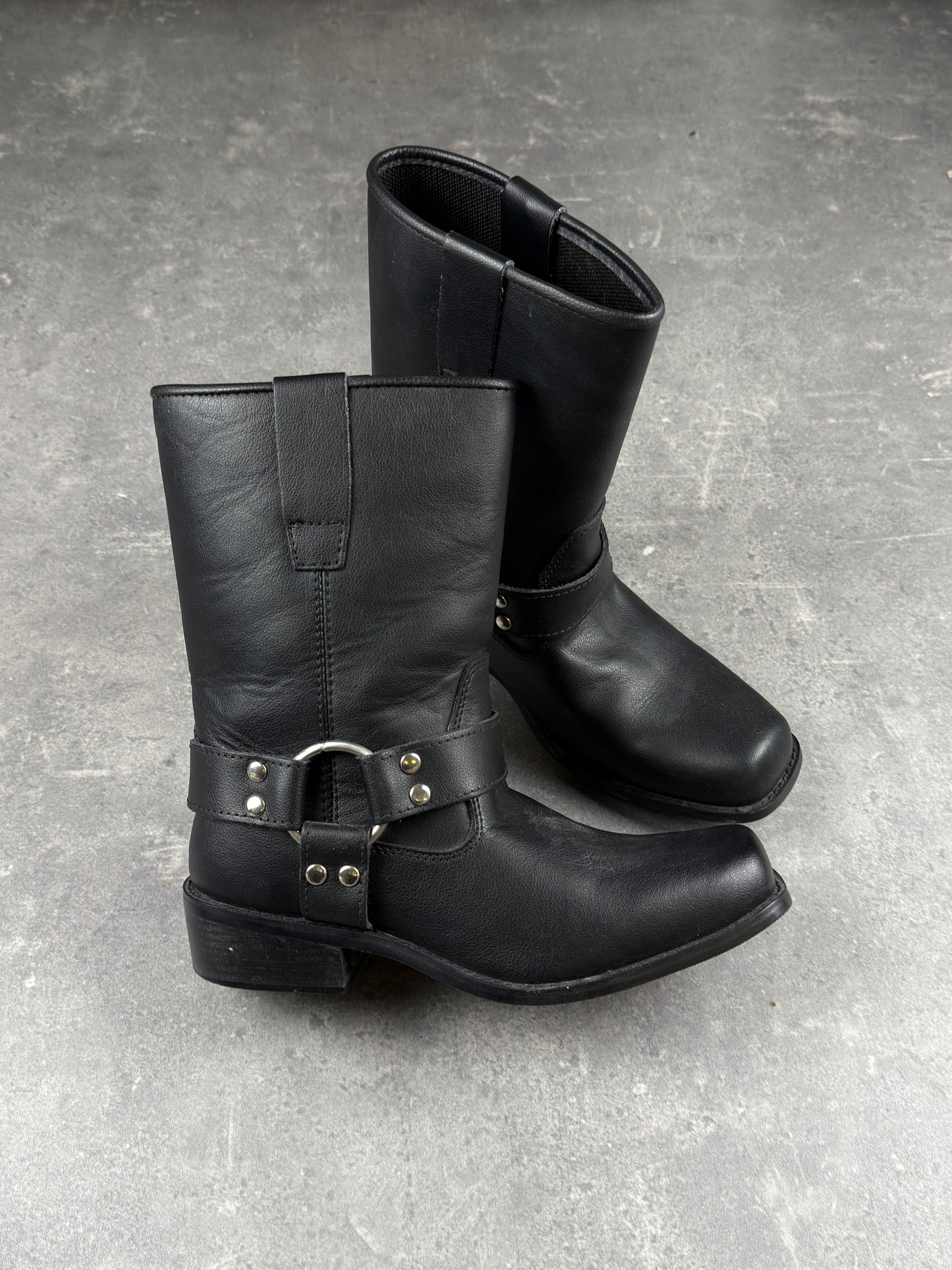 Harness Boots (41)