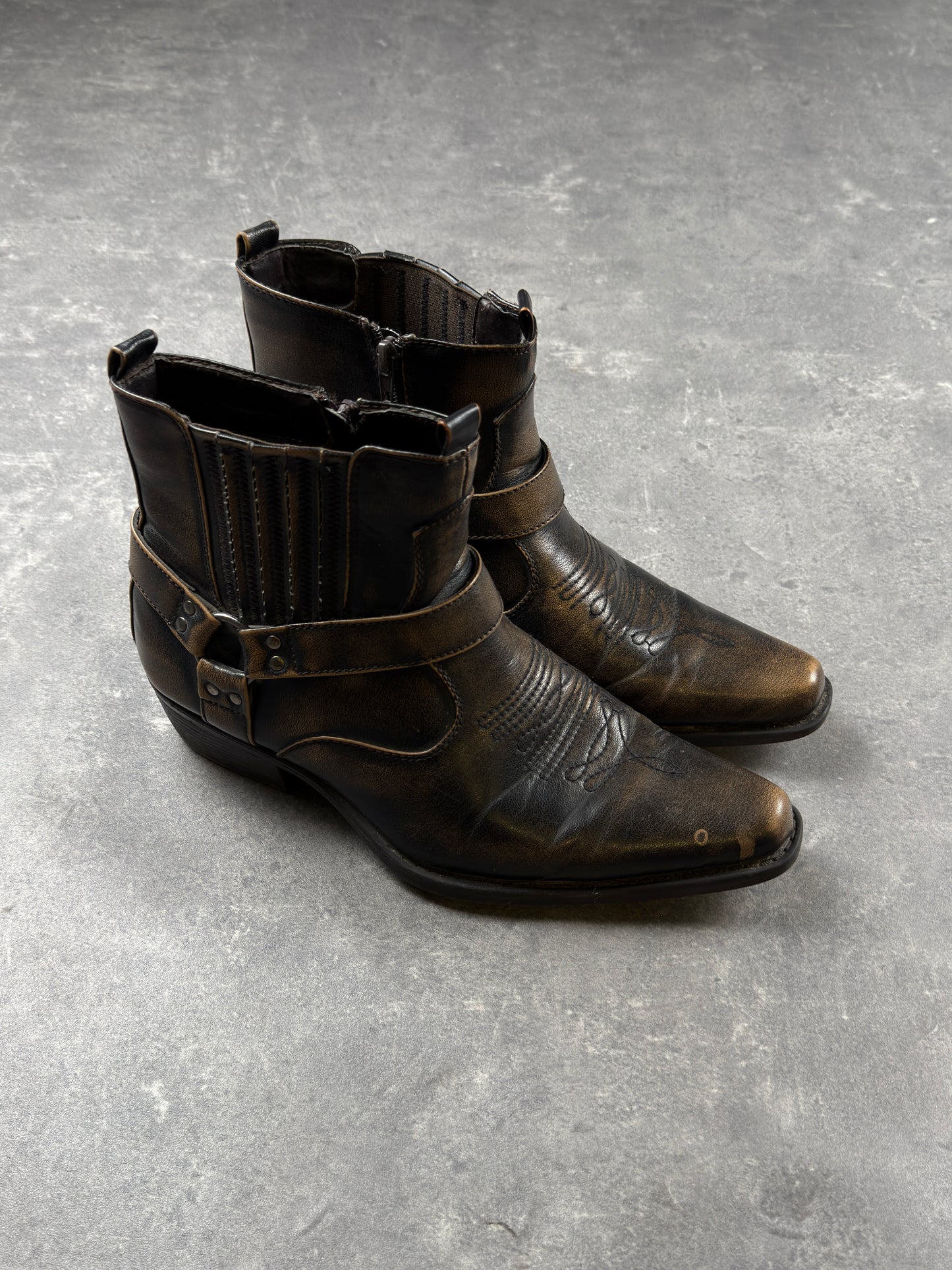 Harness Boots (42)
