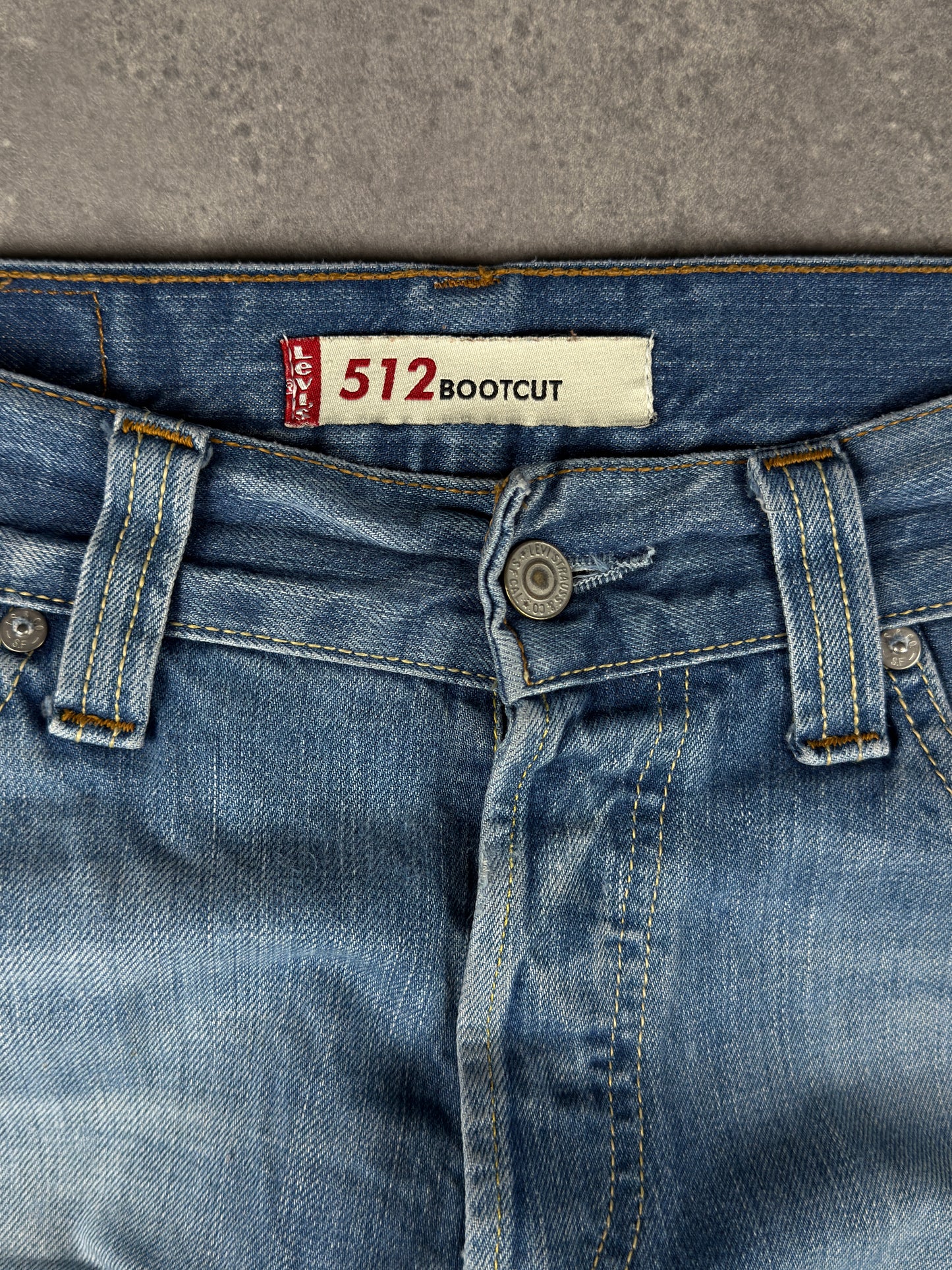 Levi’s bootcut Jeans (W32/L32)