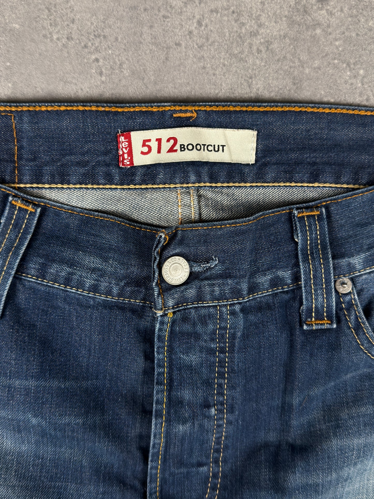 Levi’s bootcut Jeans (W36/L36)