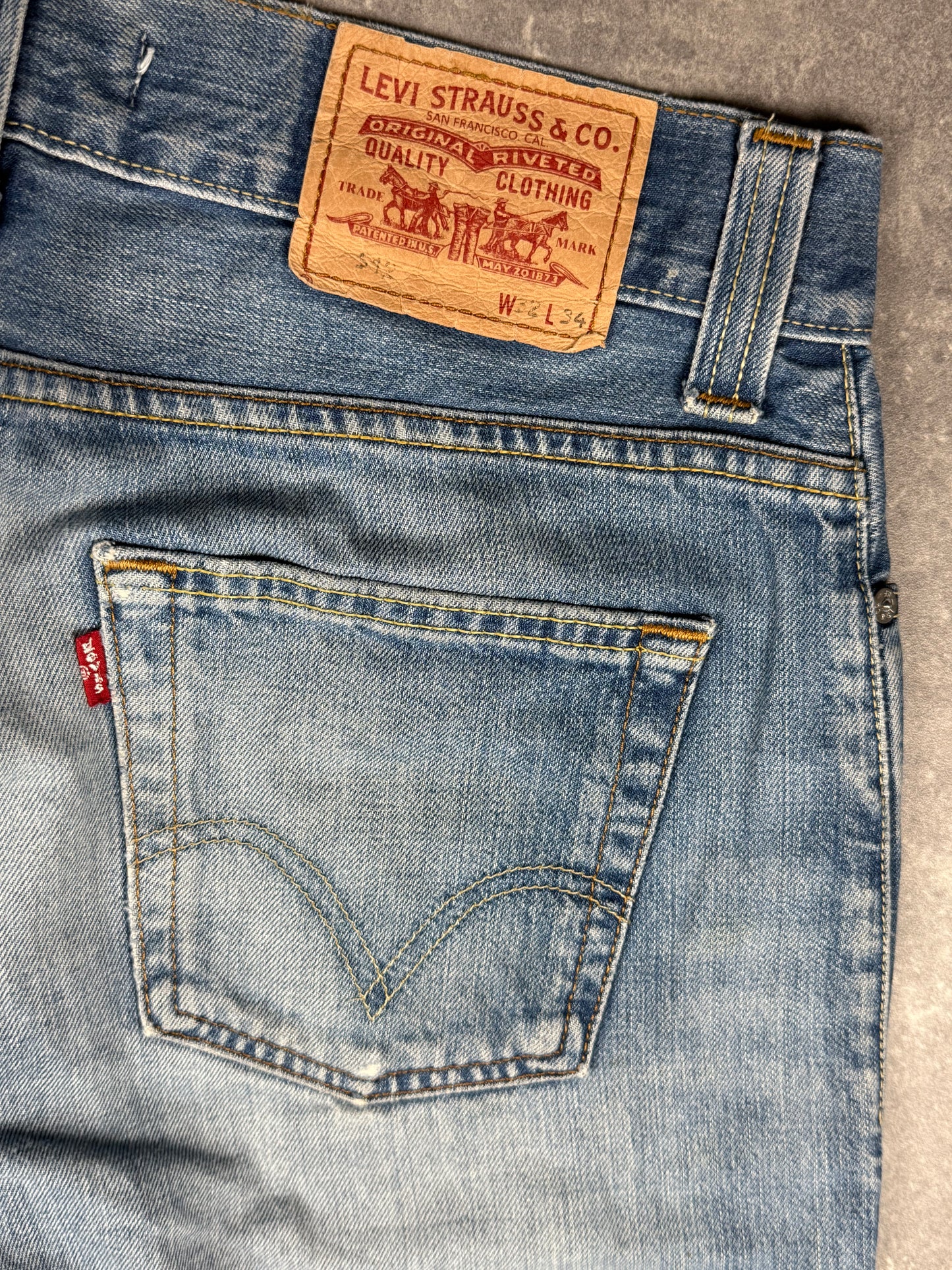Levi’s bootcut Jeans W32/L32