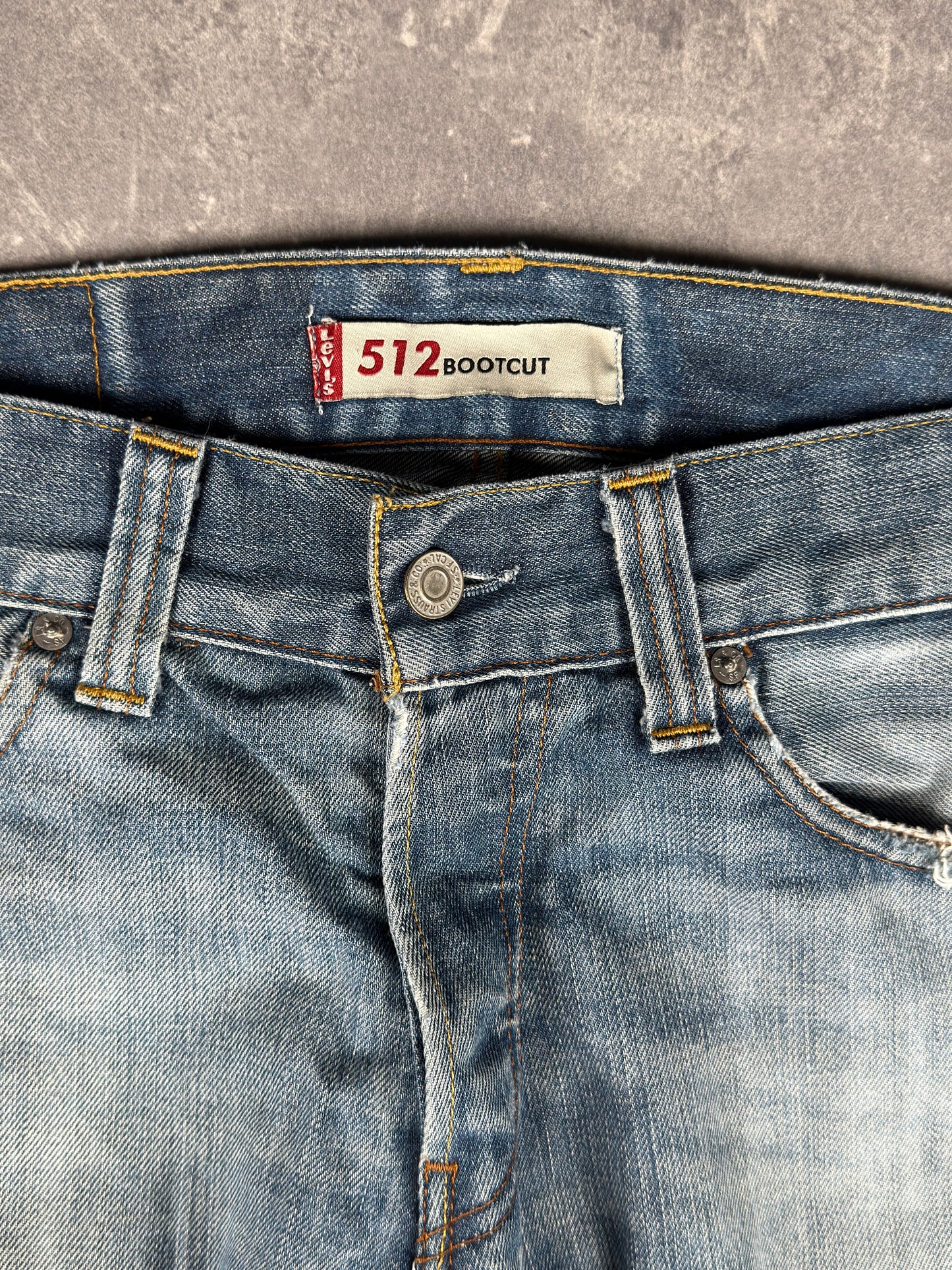Levi’s bootcut Jeans (W31/L34)