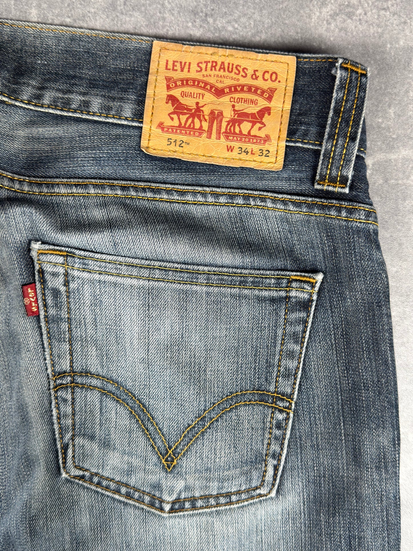 Levi’s bootcut Jeans (W34/L32)