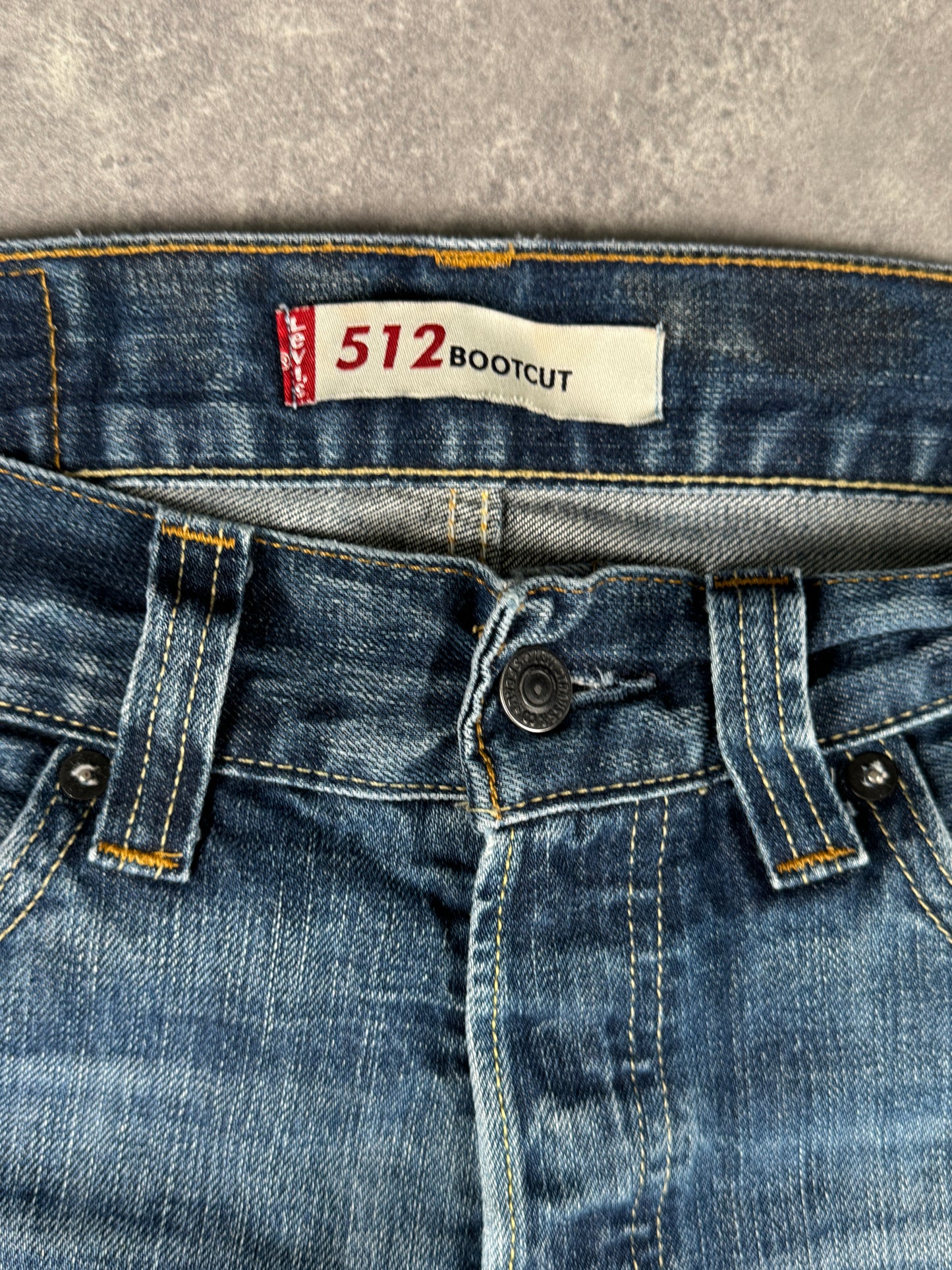 Levi’s bootcut Jeans (W29/L32)