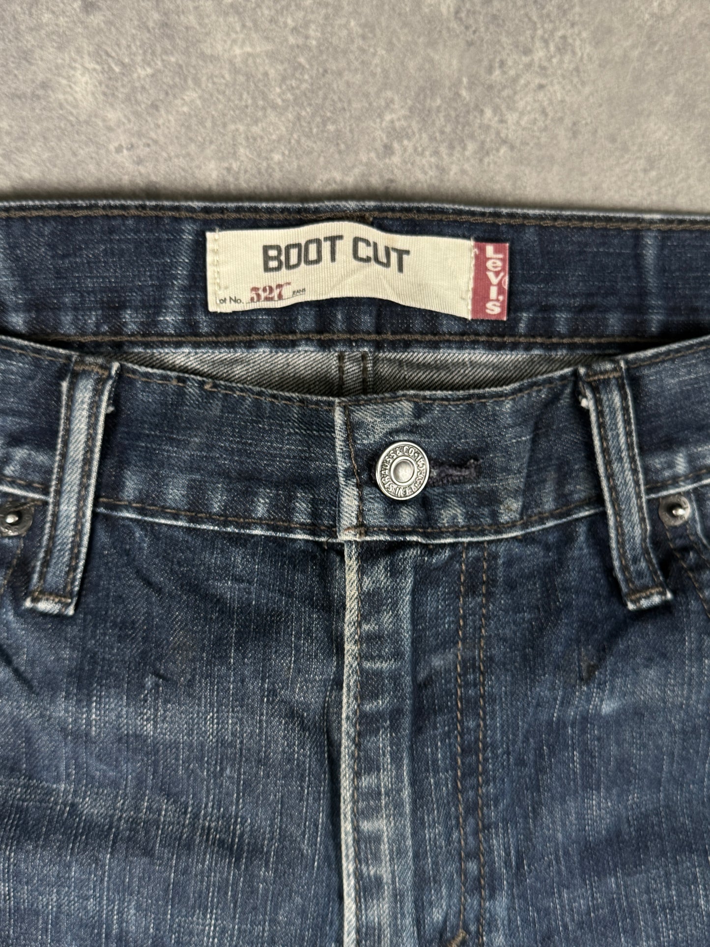 Levi’s bootcut Jeans (W34/L32)