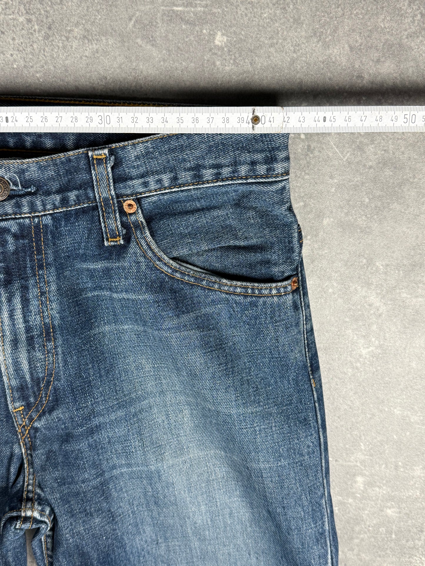 Levi’s bootcut Jeans (W32/L32-34)