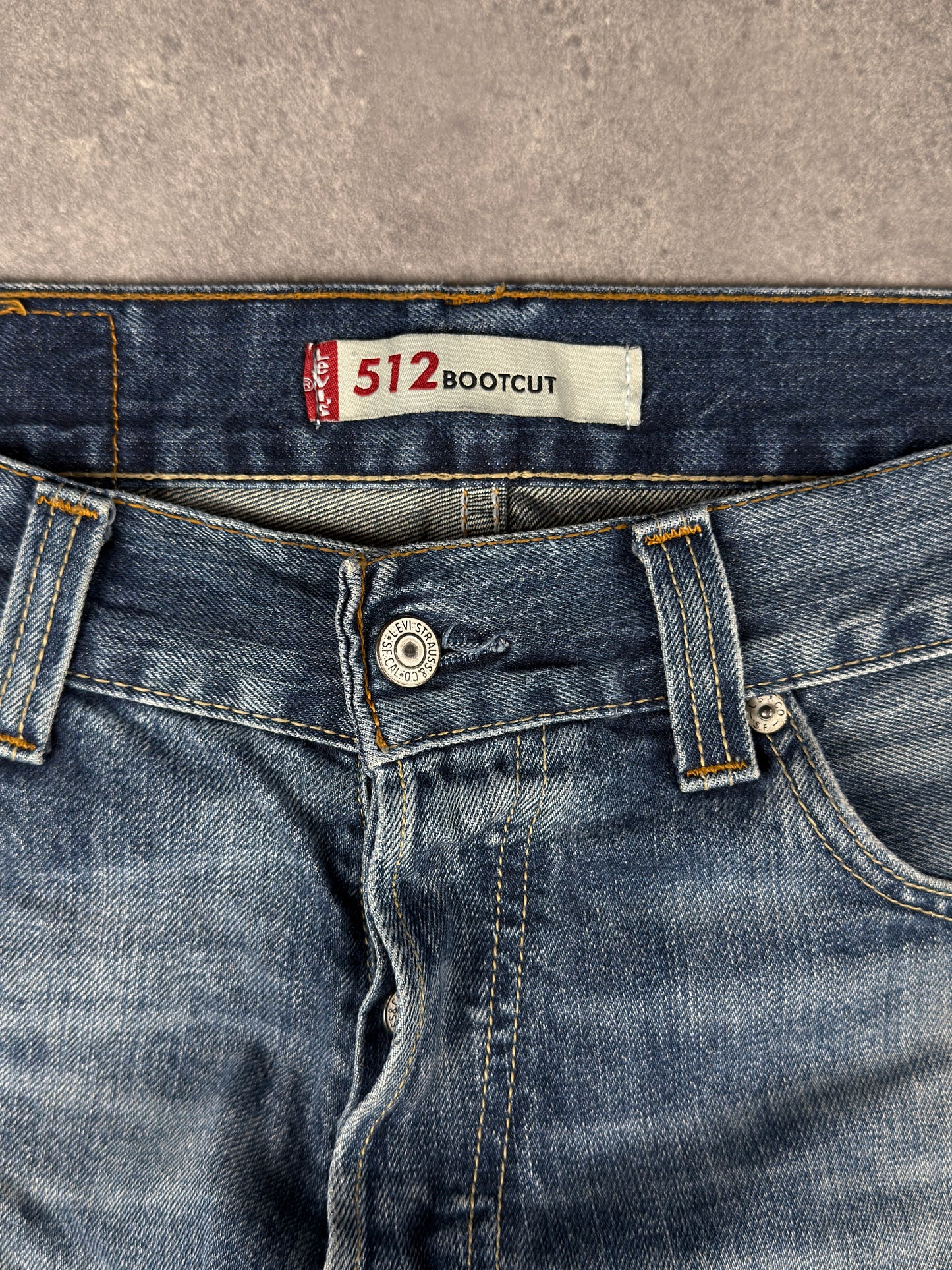 Levi’s bootcut Jeans (W34/L36)