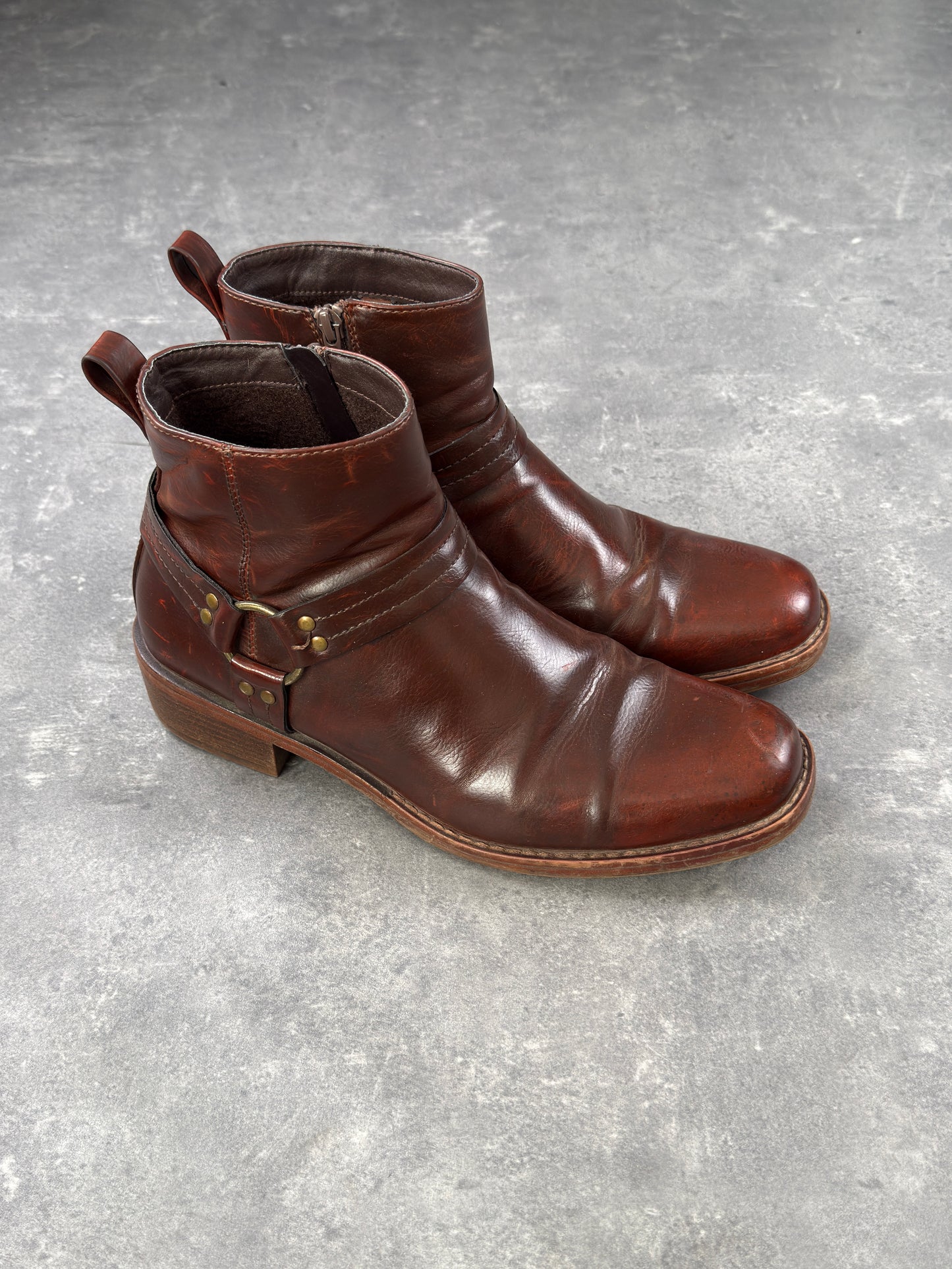 Harness Boots (43)