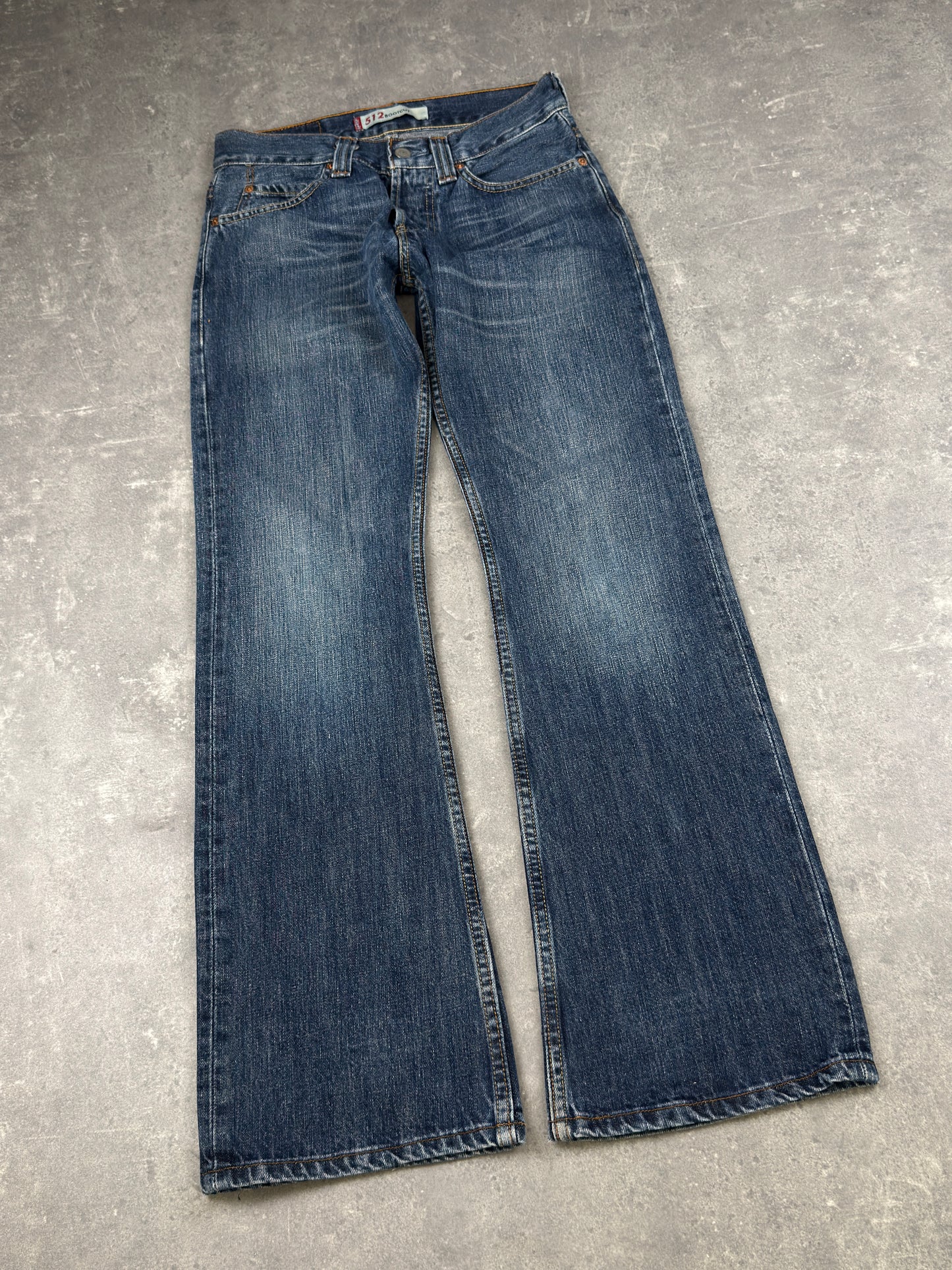 Levi’s bootcut Jeans (W28/L32)
