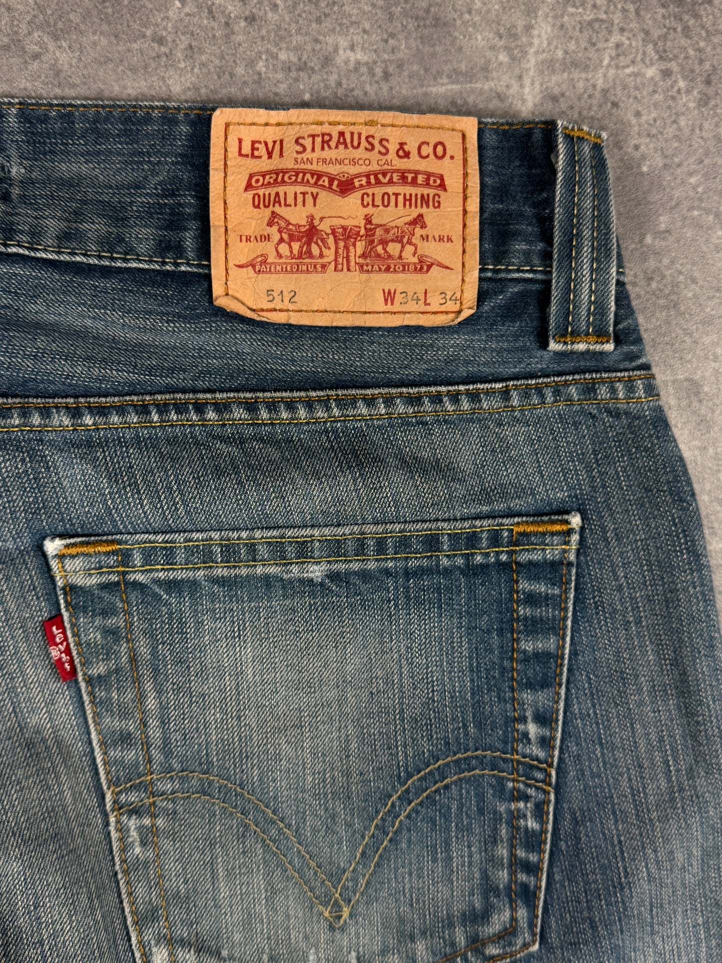 Levi’s bootcut Jeans (W34/L32)