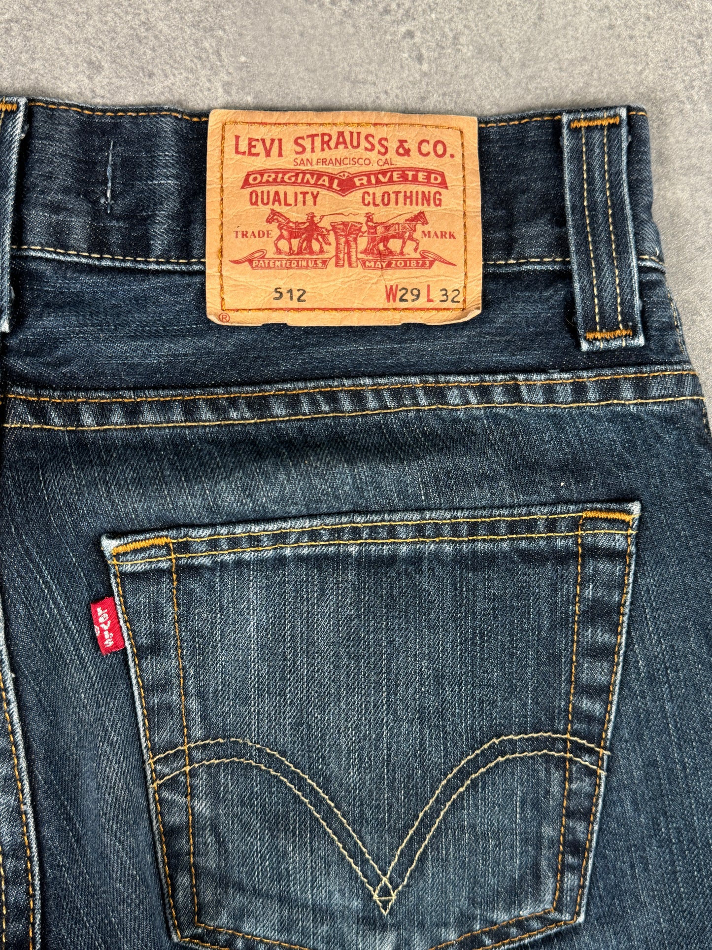 Levi’s bootcut Jeans (W29/L32)