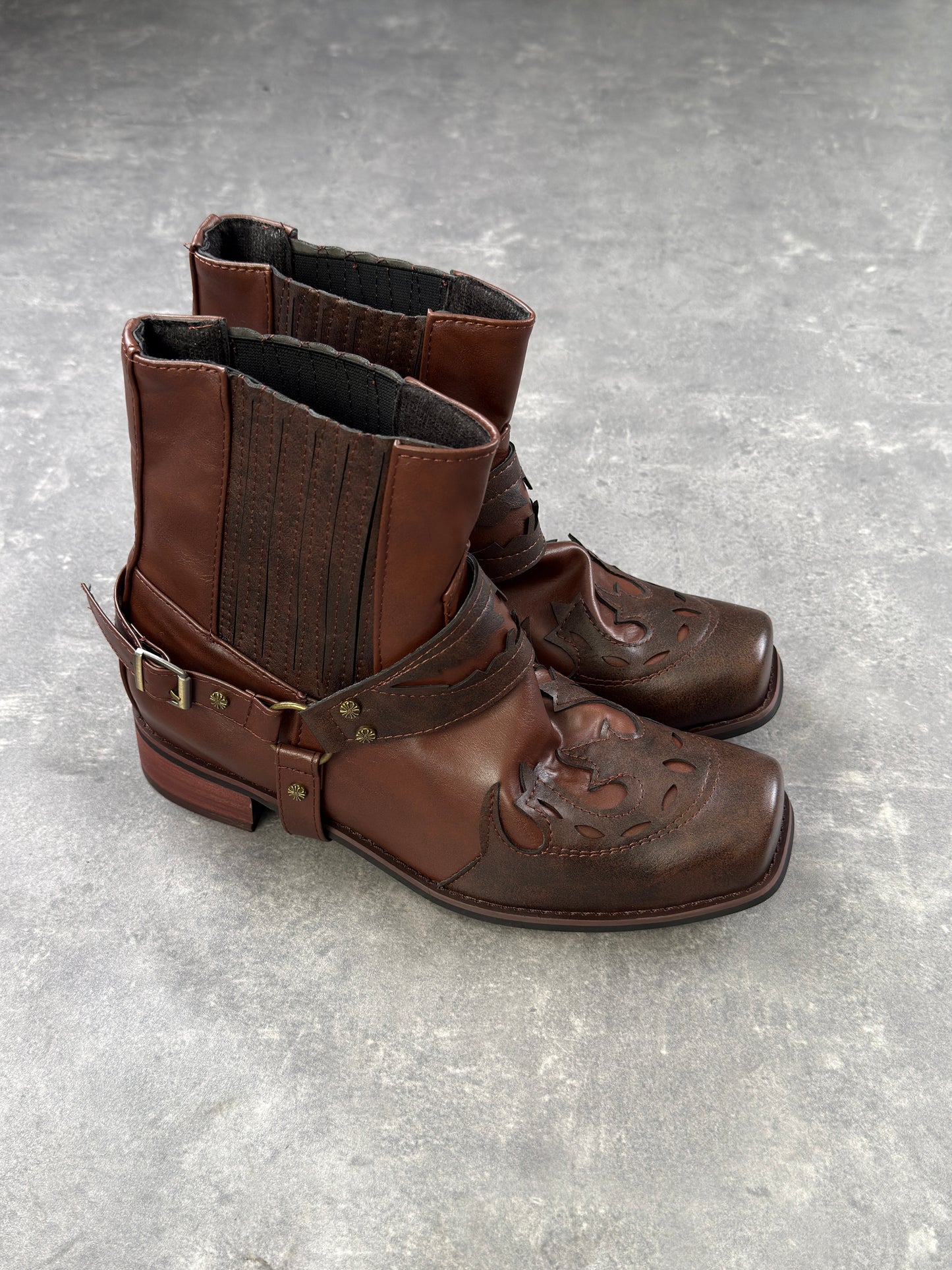 Harness Boots (42)