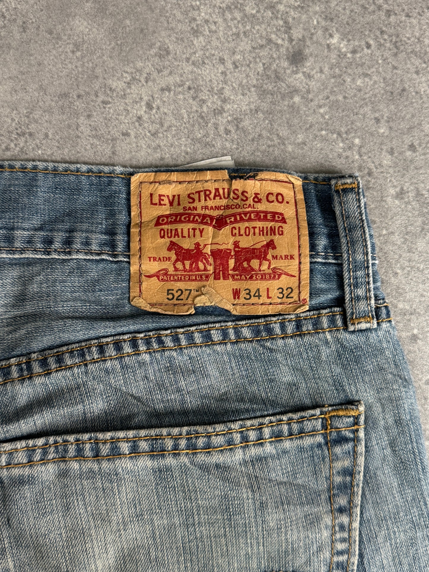 Levi’s bootcut Jeans (W34/L34)