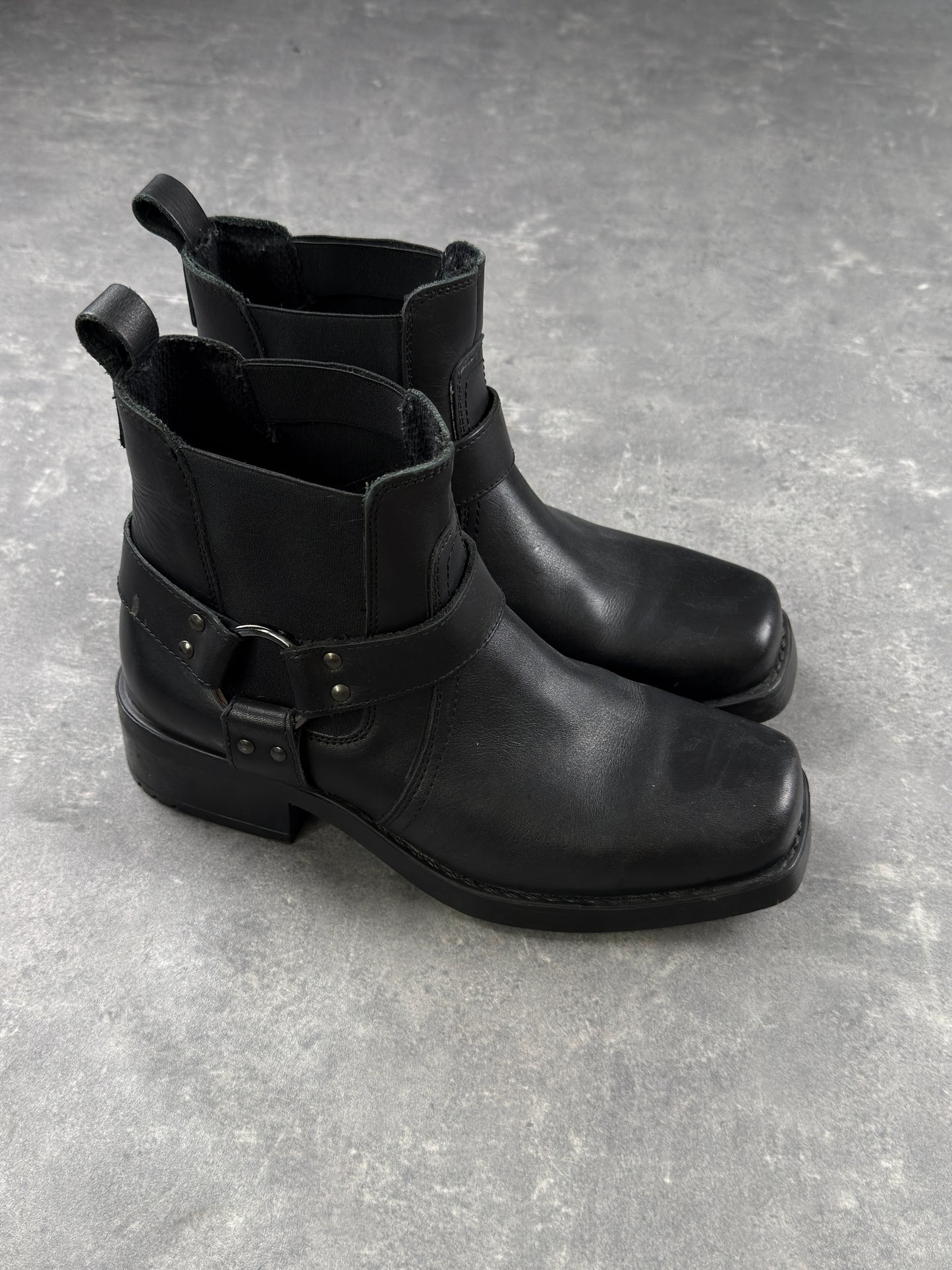 Harness Boots (43)