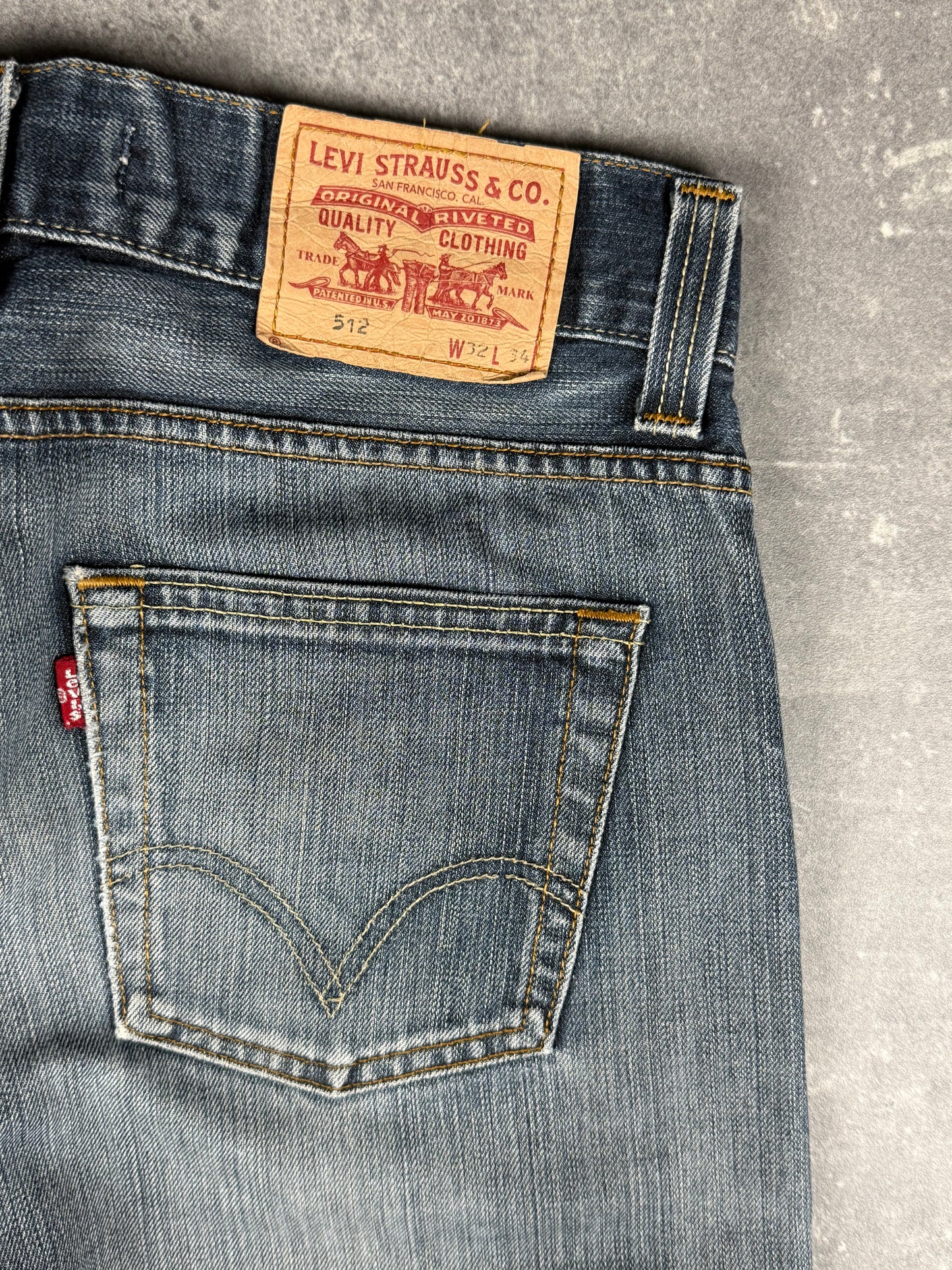 Levi’s bootcut Jeans (W31/L34)