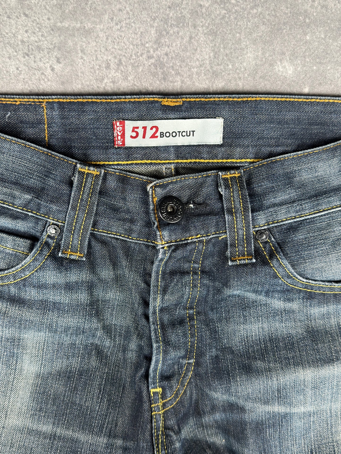 Levi’s bootcut Jeans (W32/L32)