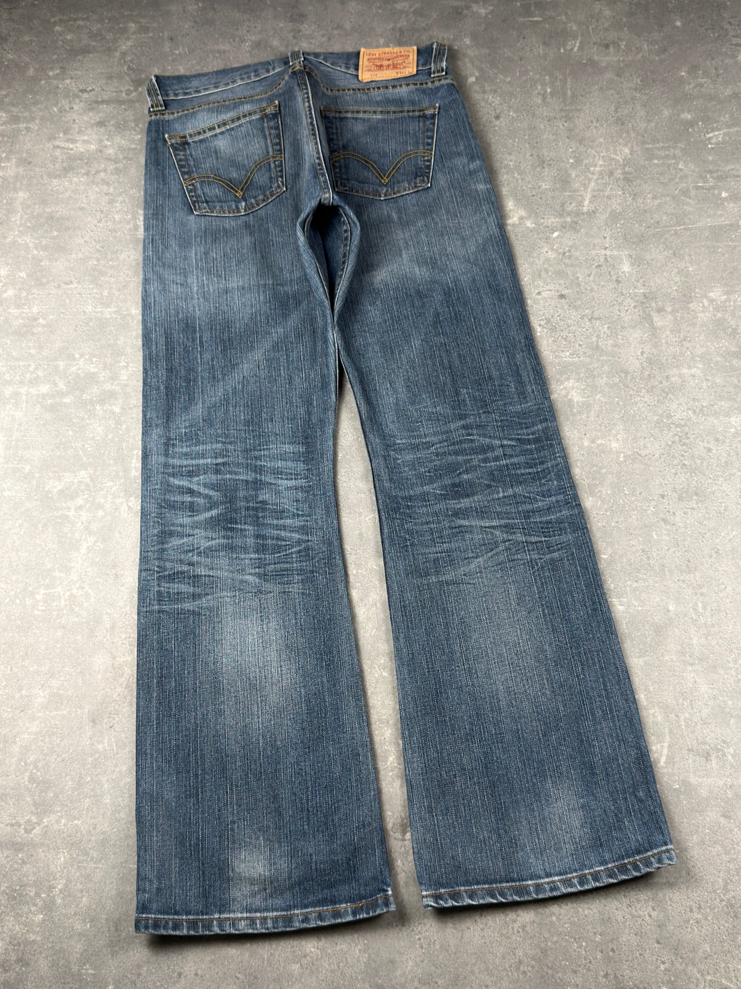 Levi’s bootcut Jeans (W34/L34)