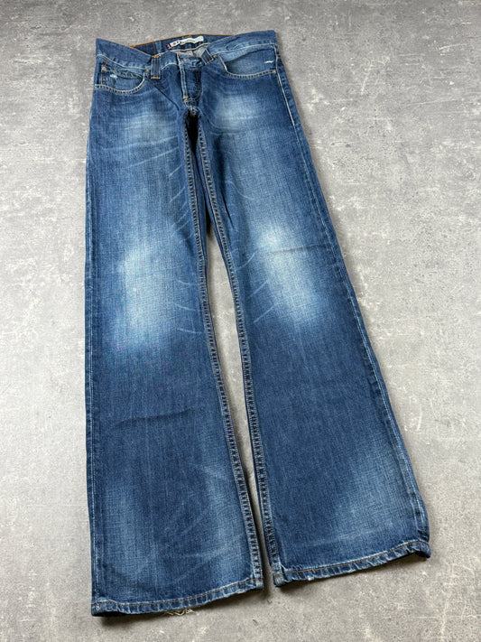 Levi’s bootcut jeans (W30/L34)