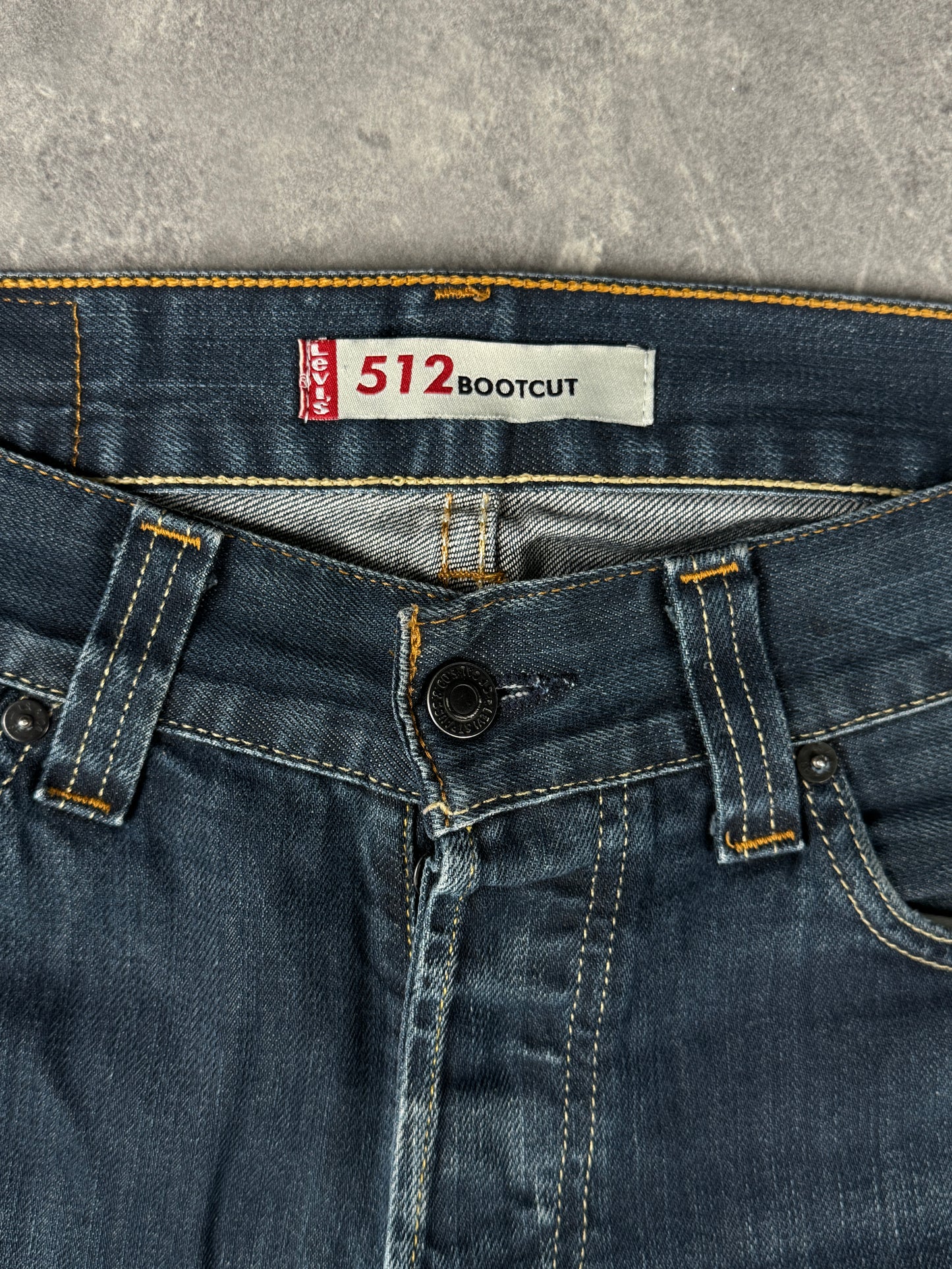Levi’s bootcut Jeans (W32/L34)