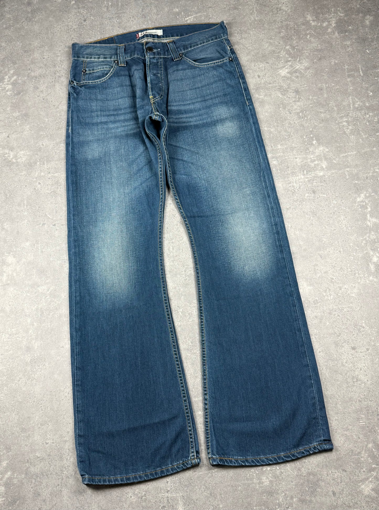 Levi’s Bootcut Jeans (W33/L34)