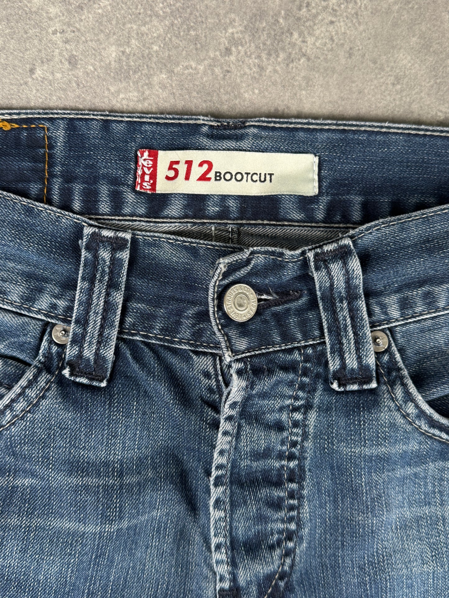 Levi’s bootcut Jeans (W29/L32)