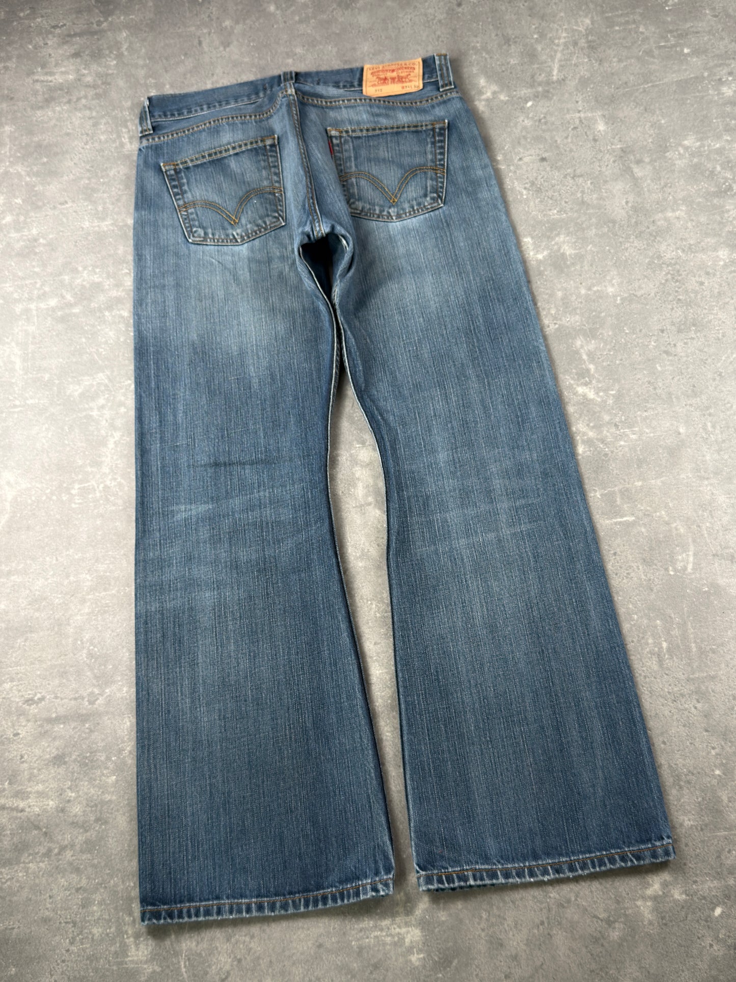 Levi’s bootcut Jeans (W34/L32)