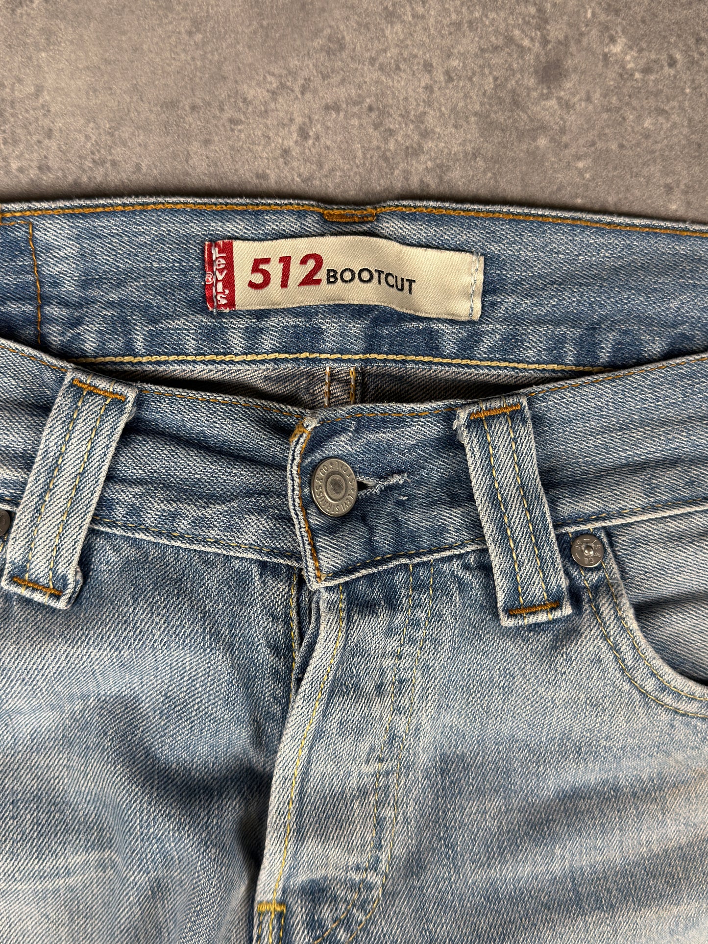 Levi’s bootcut Jeans (W31/L32)