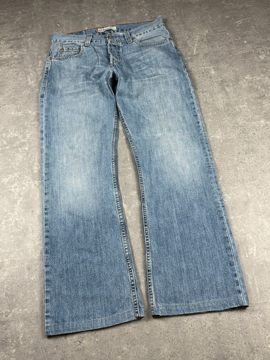 Levi’s bootcut Jeans (W32/L32)
