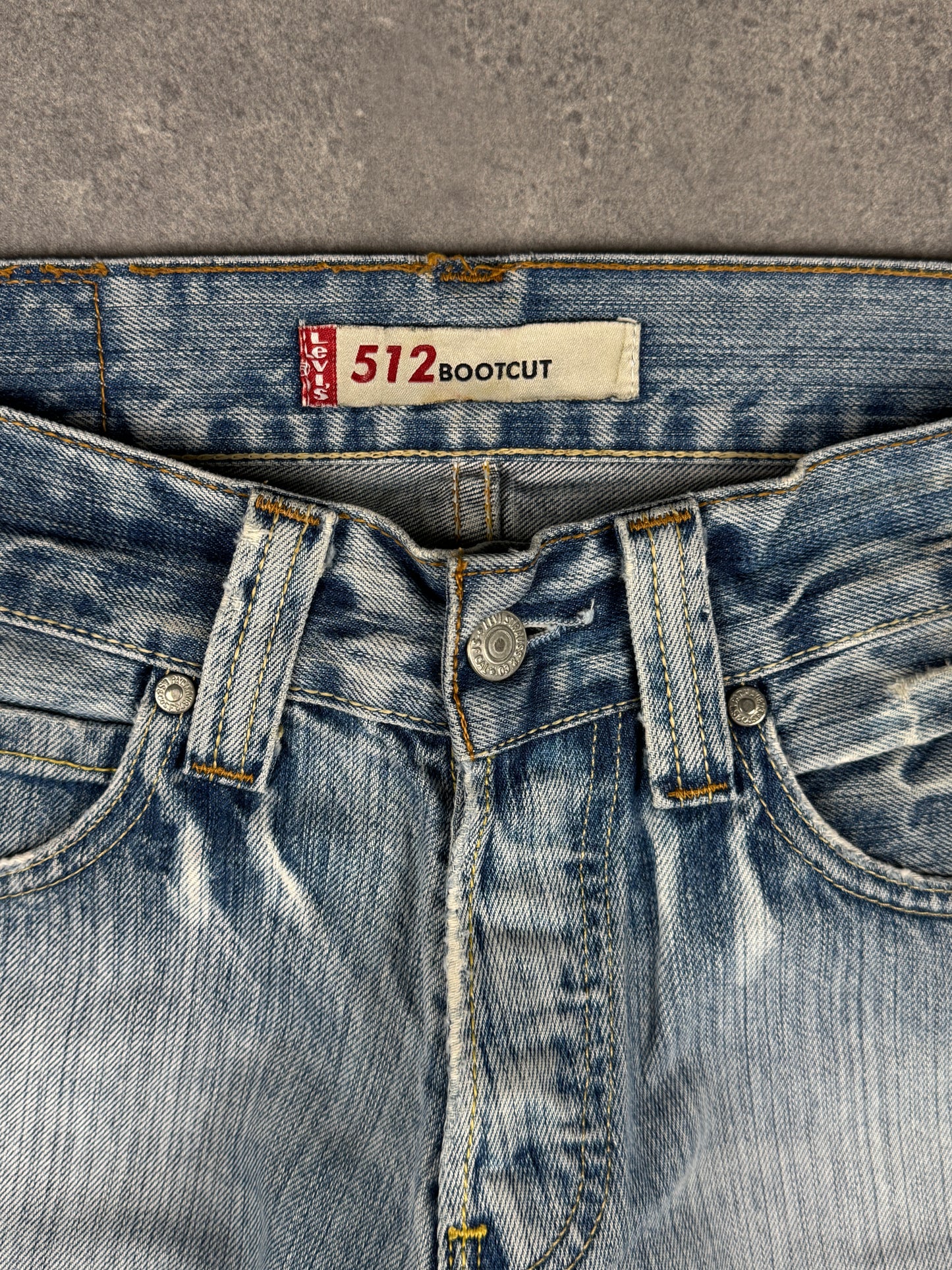 Levi’s bootcut Jeans (W29/L32)