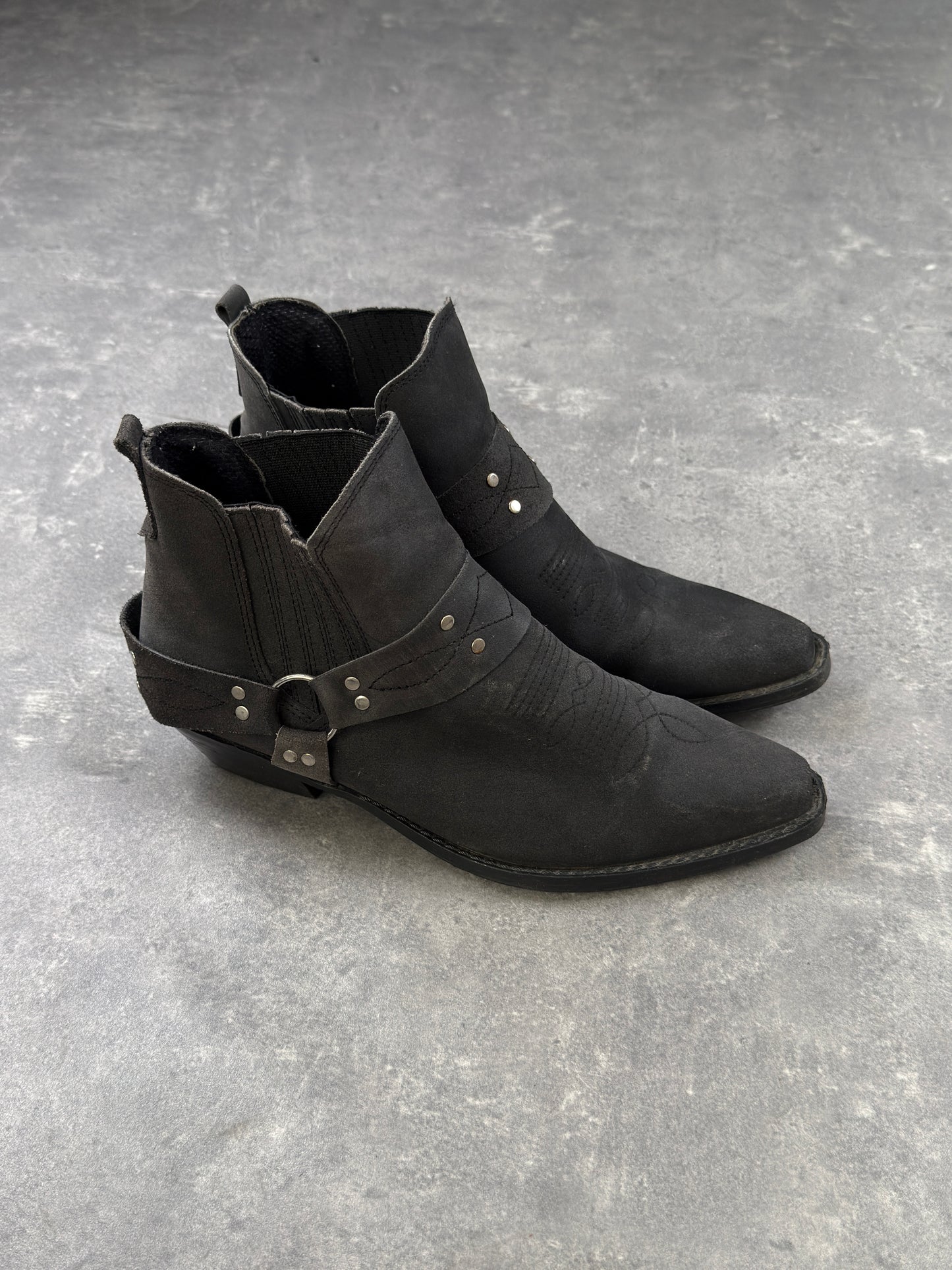 Harness Boots (42)