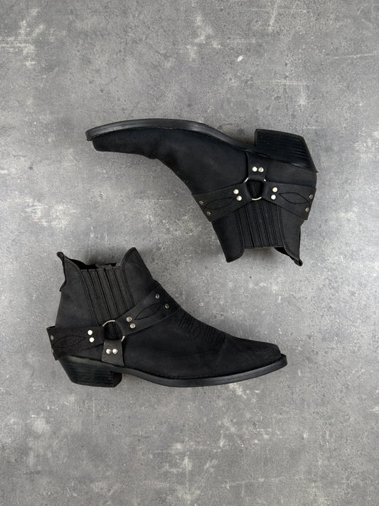 Harness Boots (42)