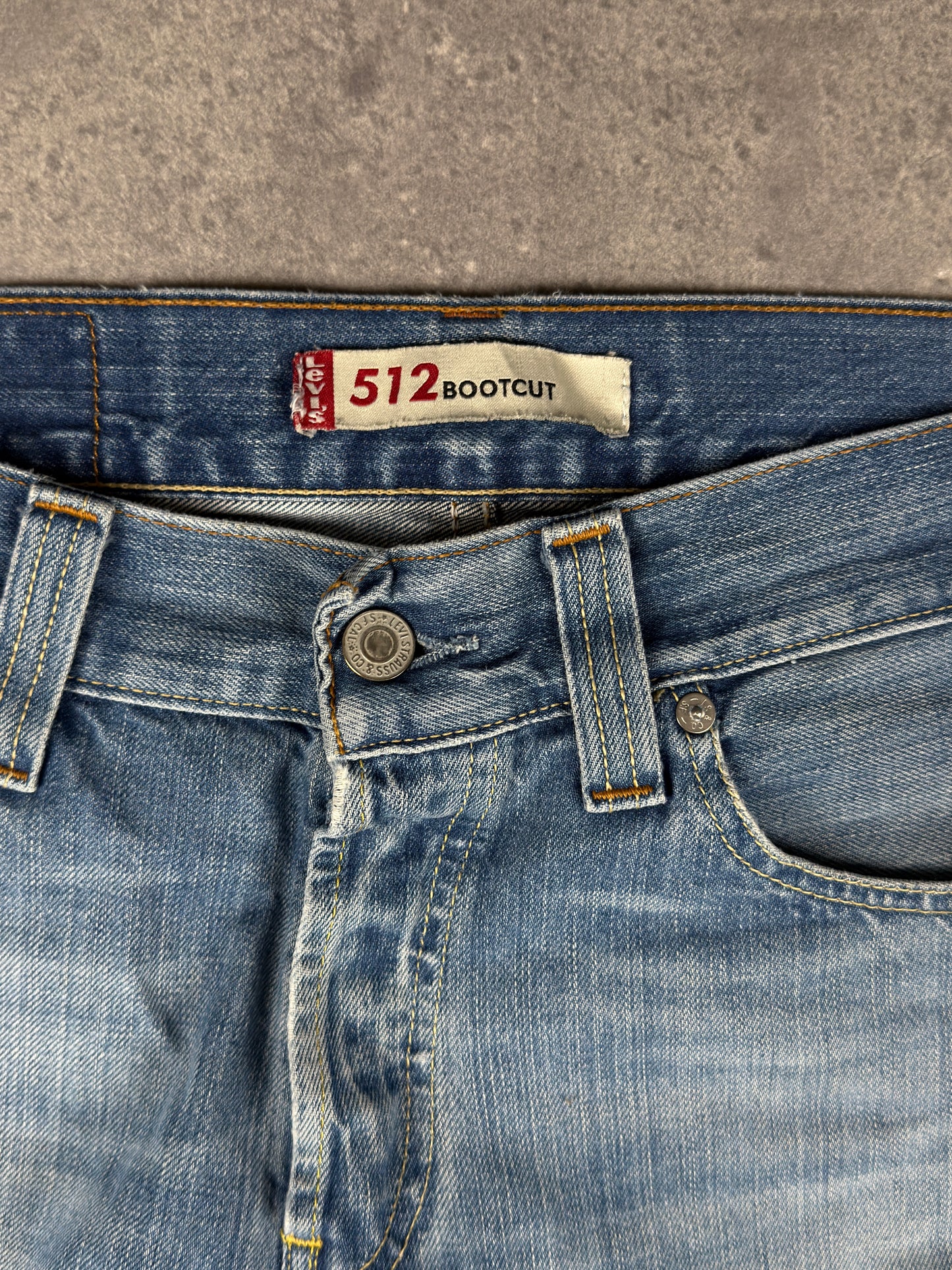 Levi’s bootcut Jeans (W32/L32)