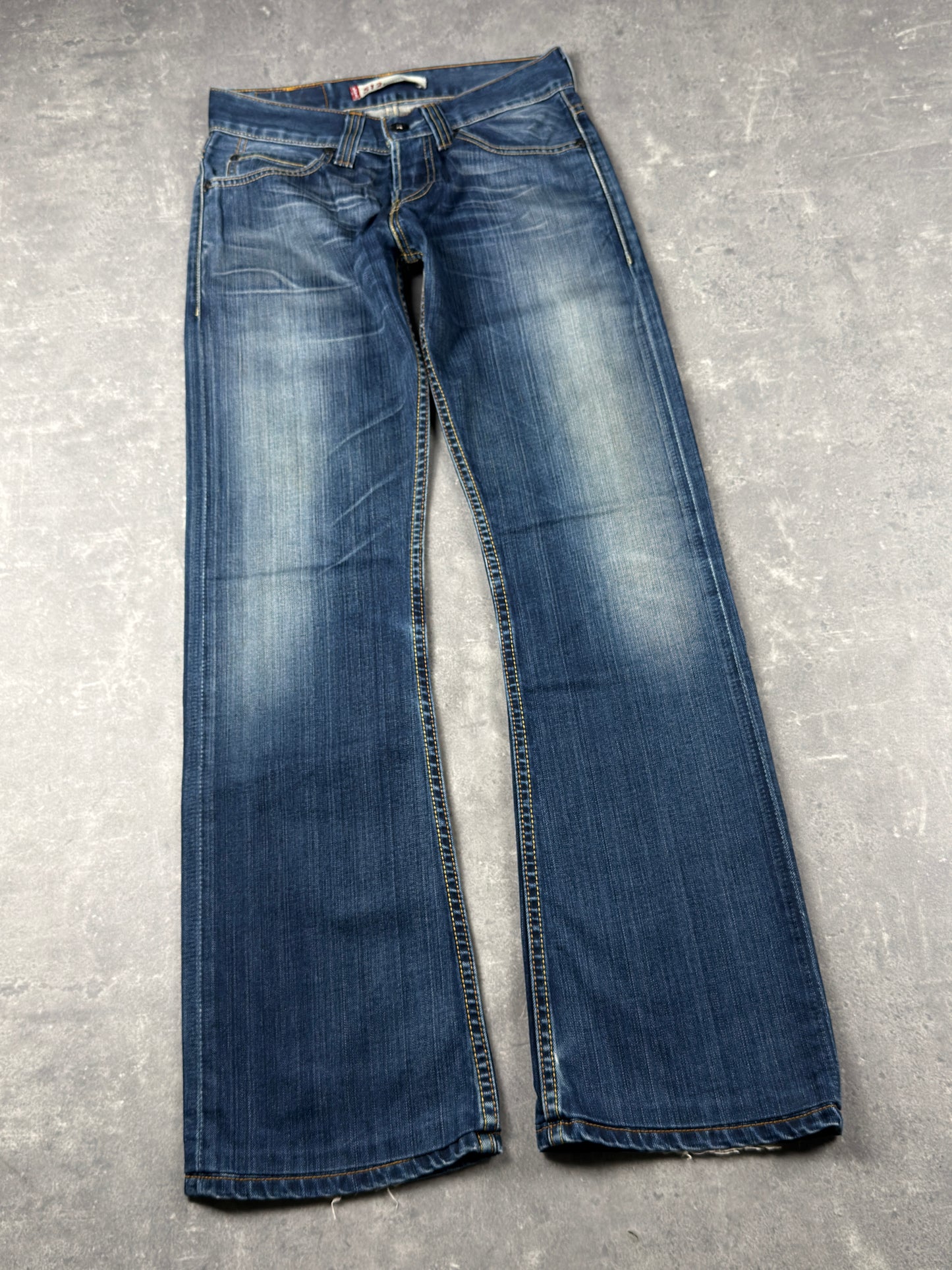 Levi’s bootcut Jeans (W28/L32)