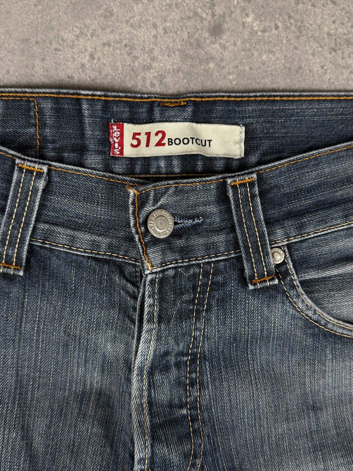 Levi’s bootcut Jeans (W31/L34)