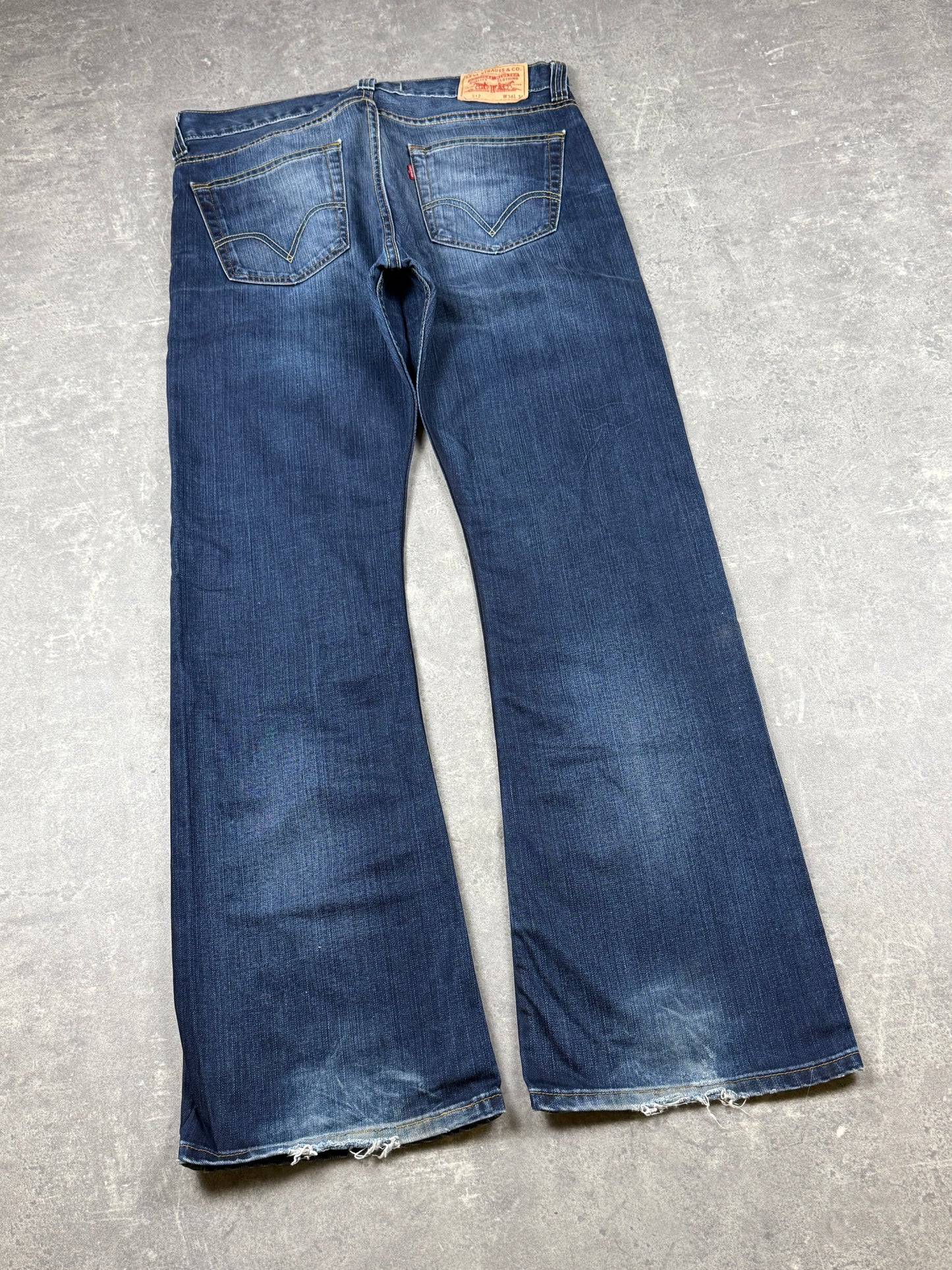 Levi’s bootcut Jeans (W36/L34-36)