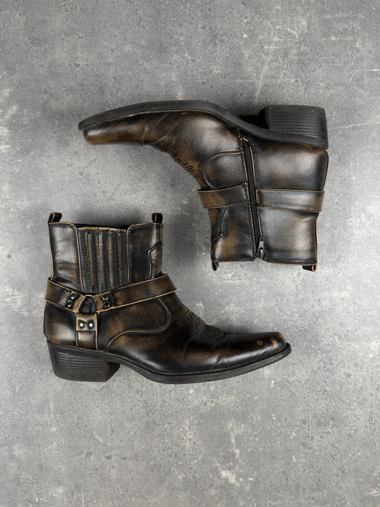 Harness Boots (42)