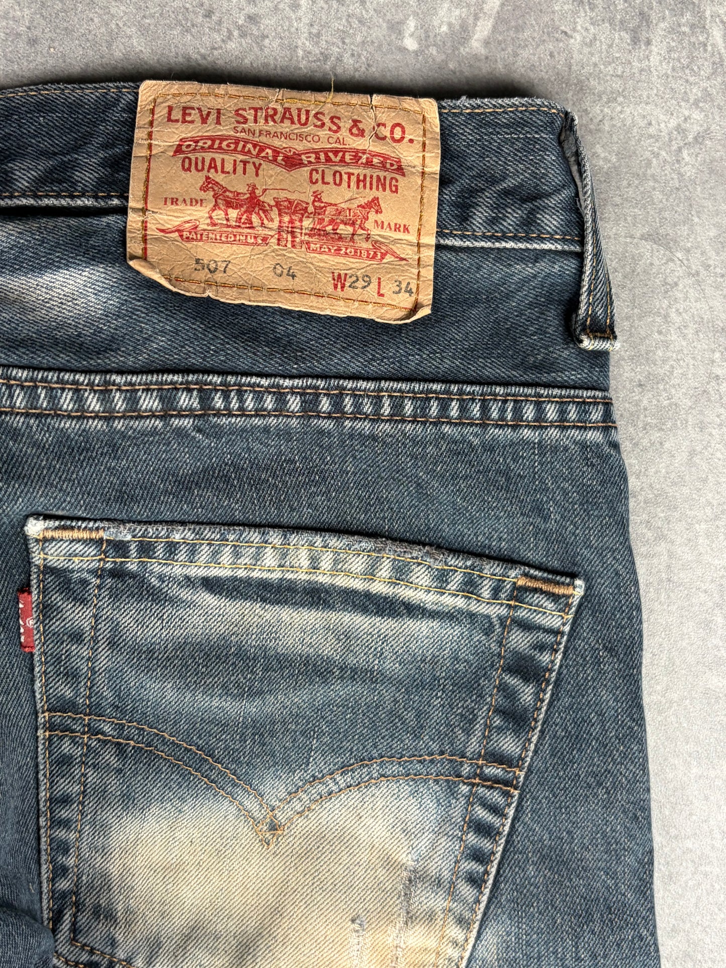 Levi’s bootcut Jeans (W29/L34)